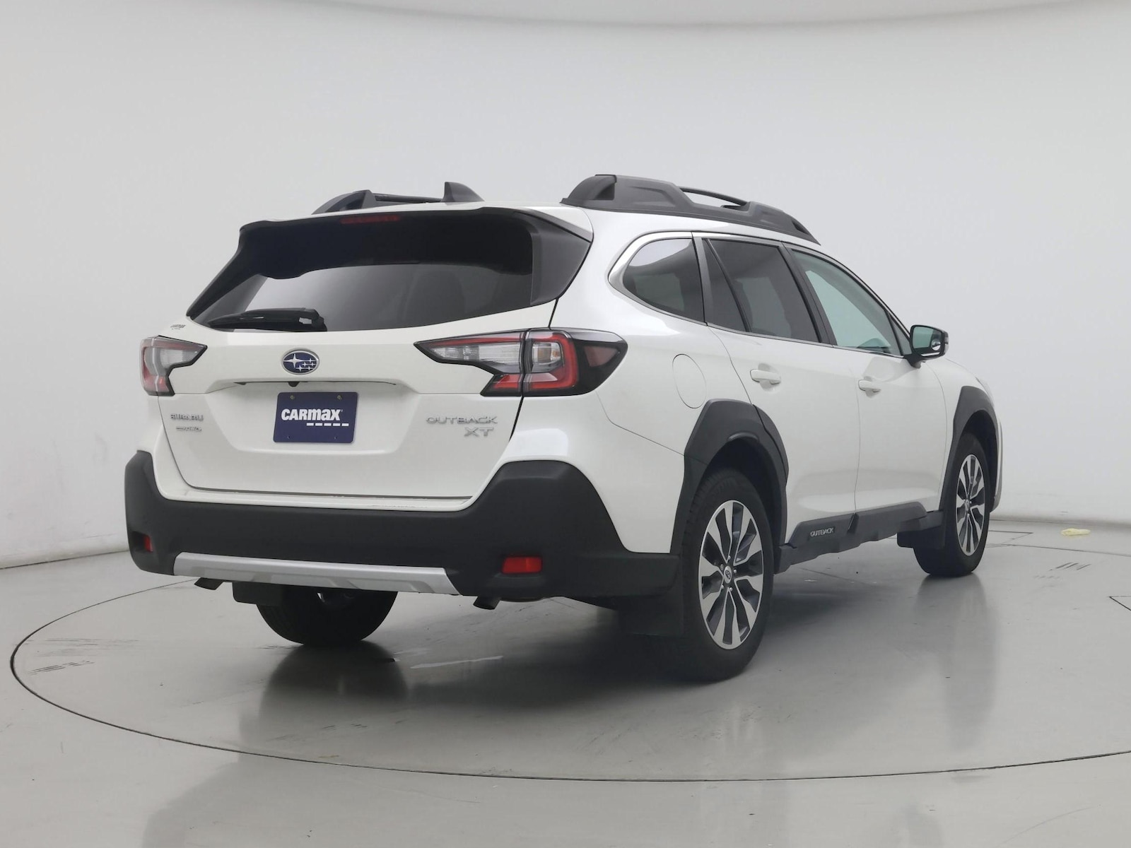 2025 Subaru Outback Limited - Photo 9