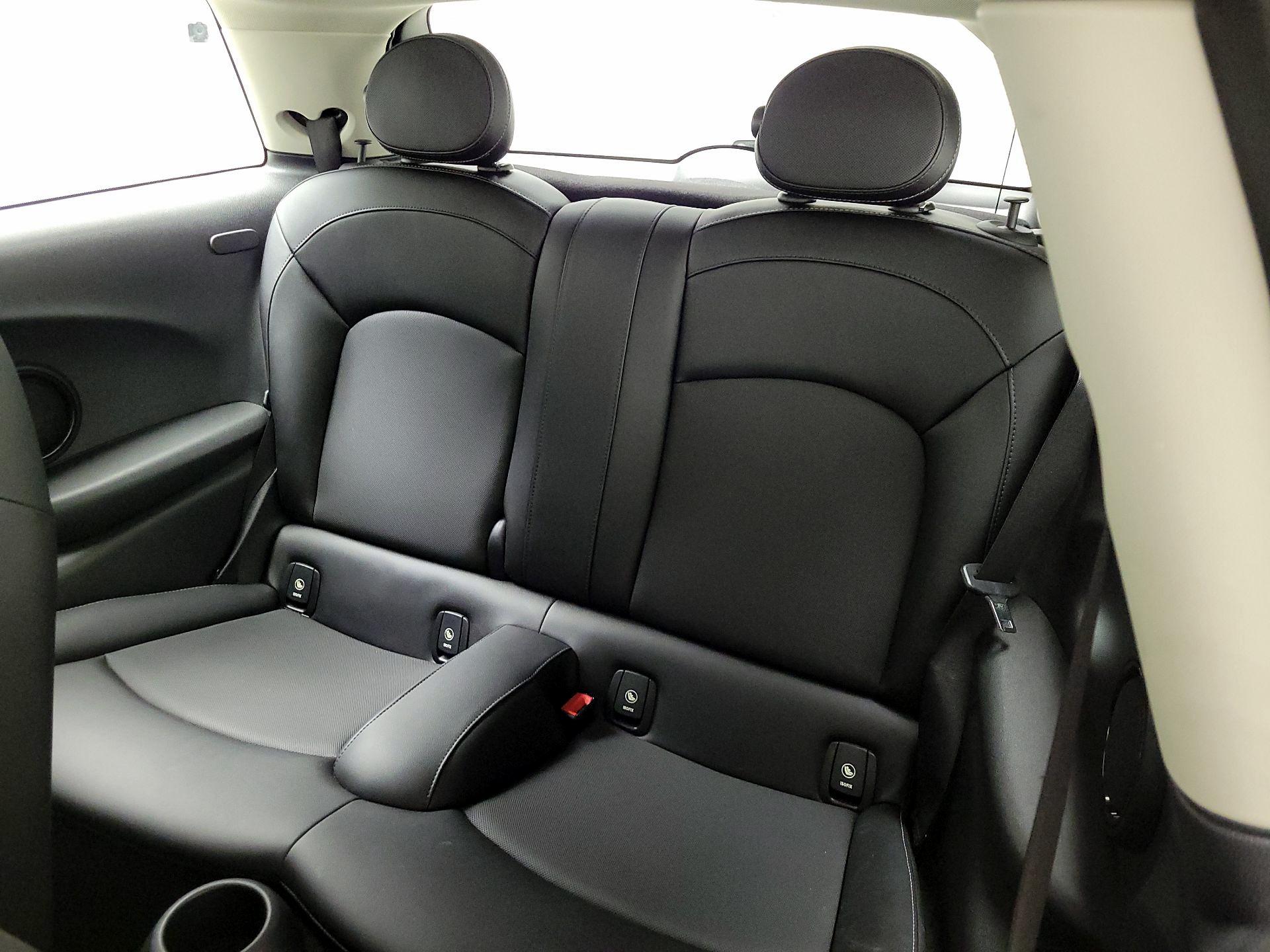 Thumbnail: 2018 MINI Cooper Hardtop - 19