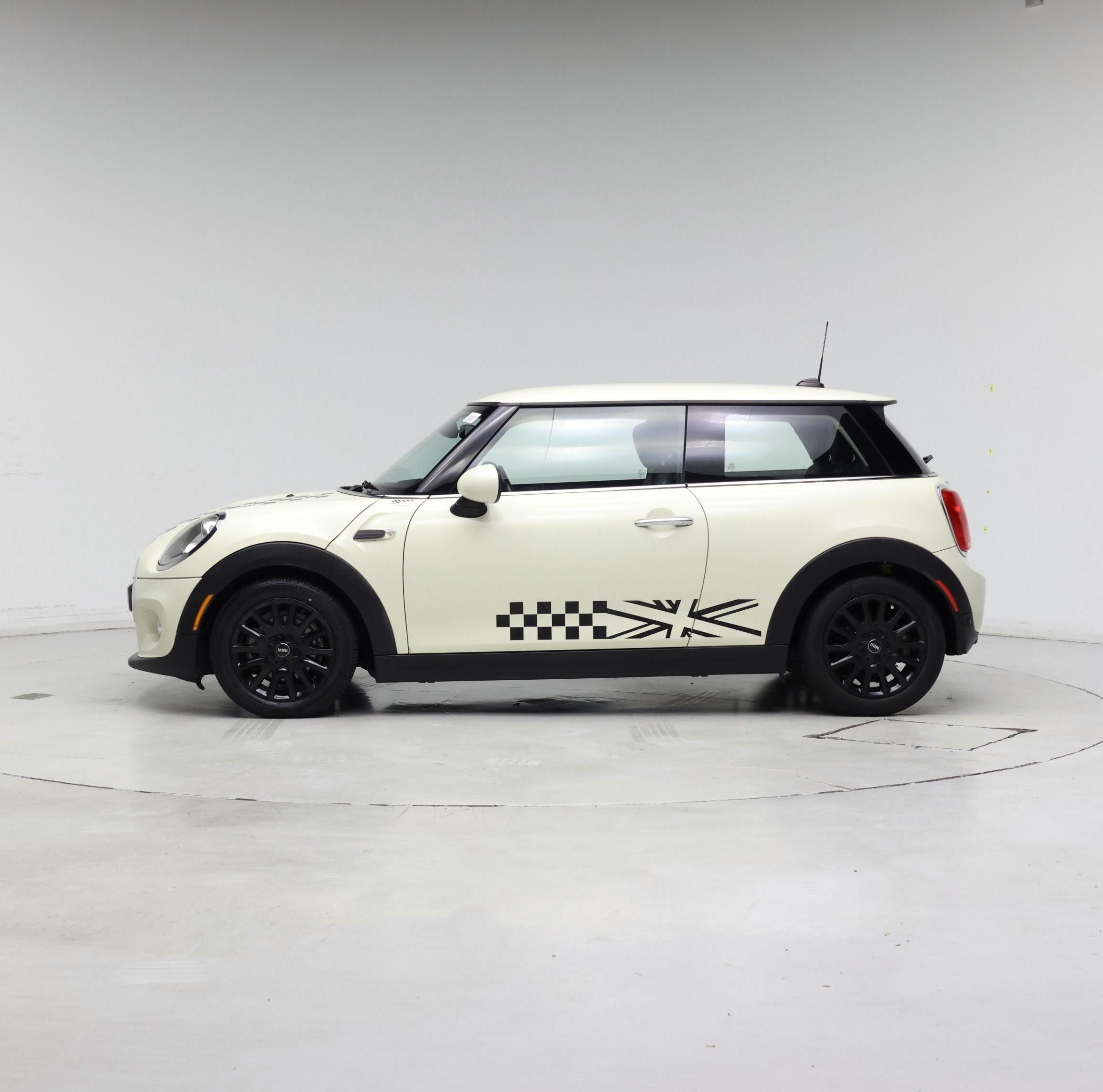 Thumbnail: 2018 MINI Cooper Hardtop - 3