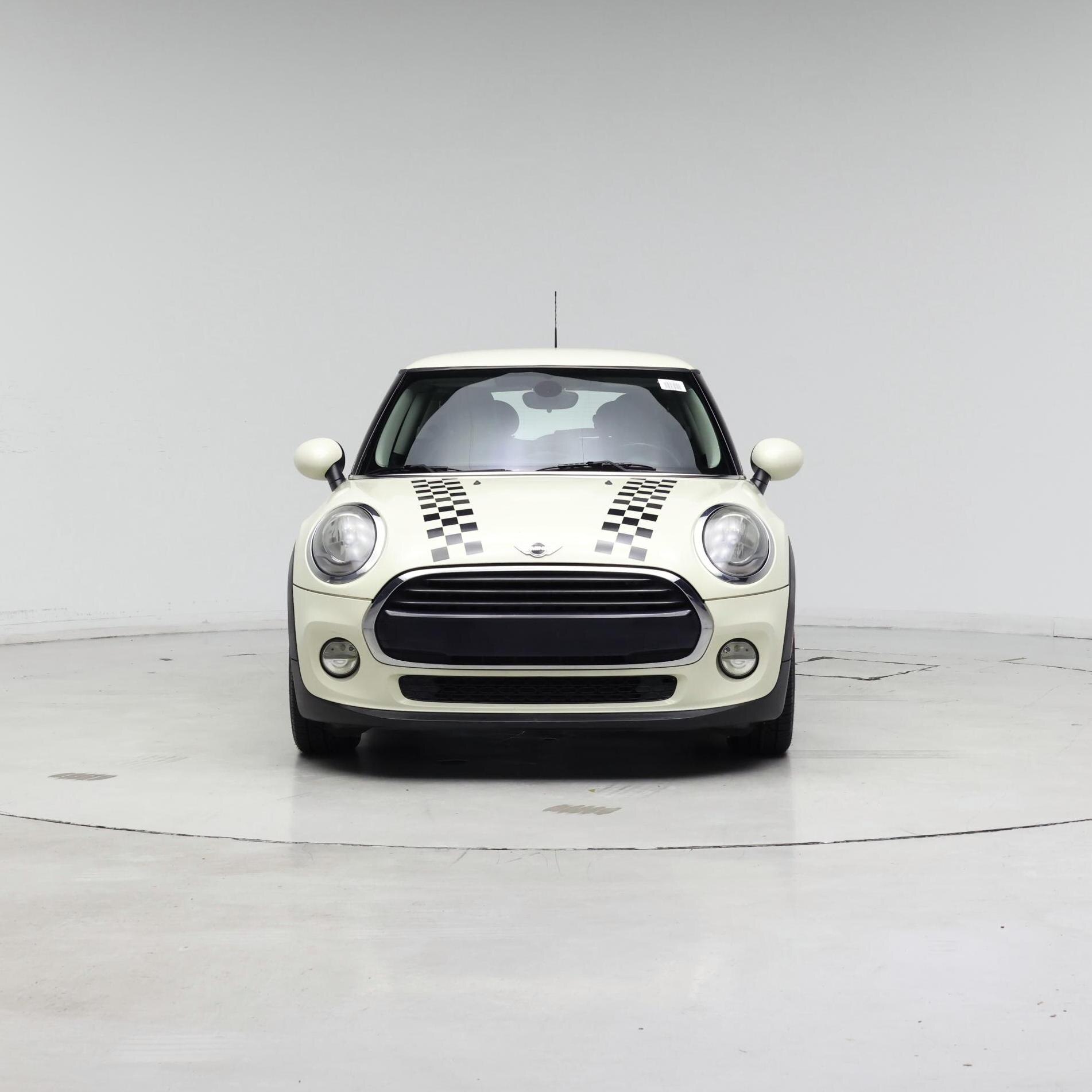 Thumbnail: 2018 MINI Cooper Hardtop - 5