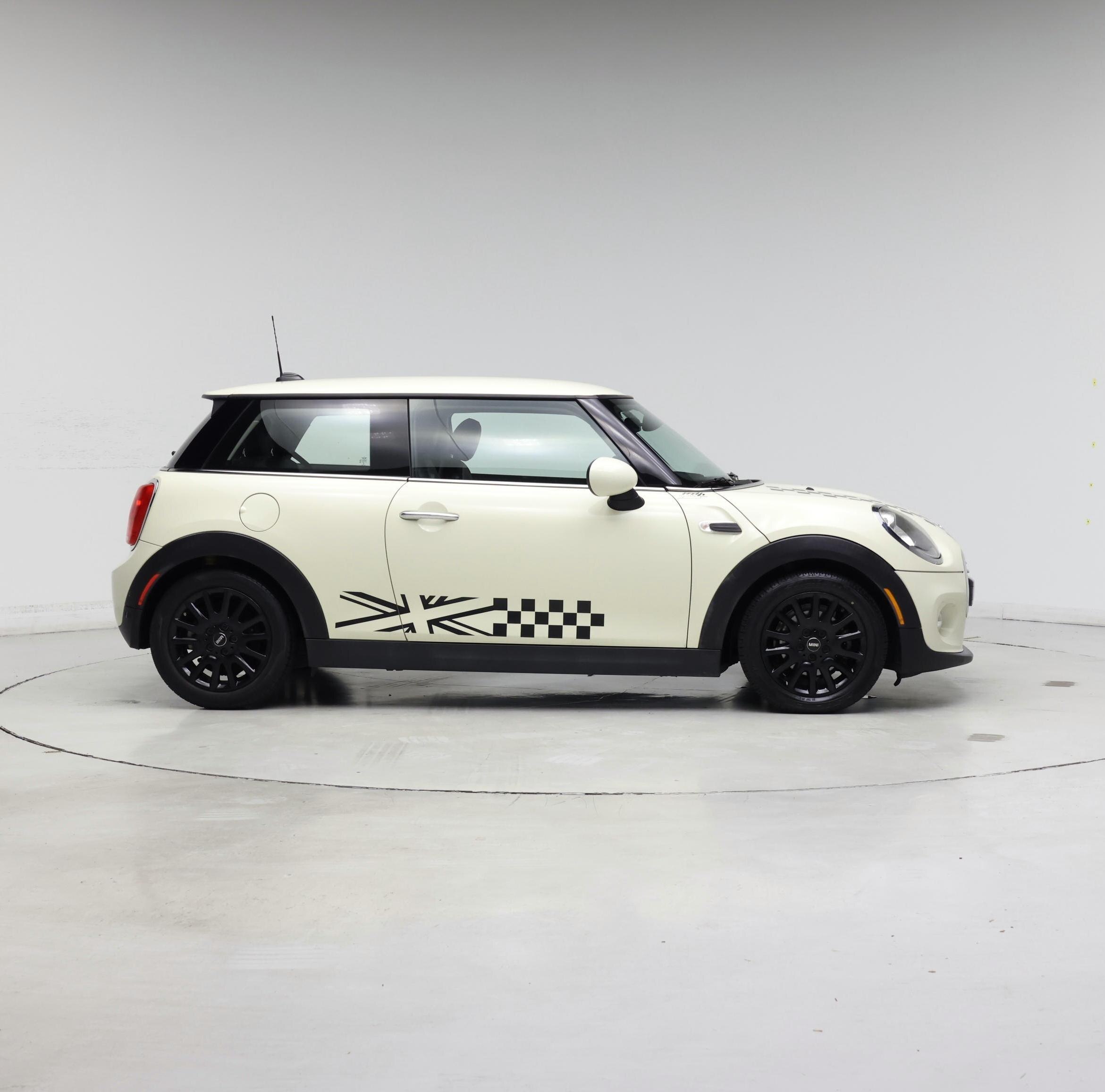 Thumbnail: 2018 MINI Cooper Hardtop - 7