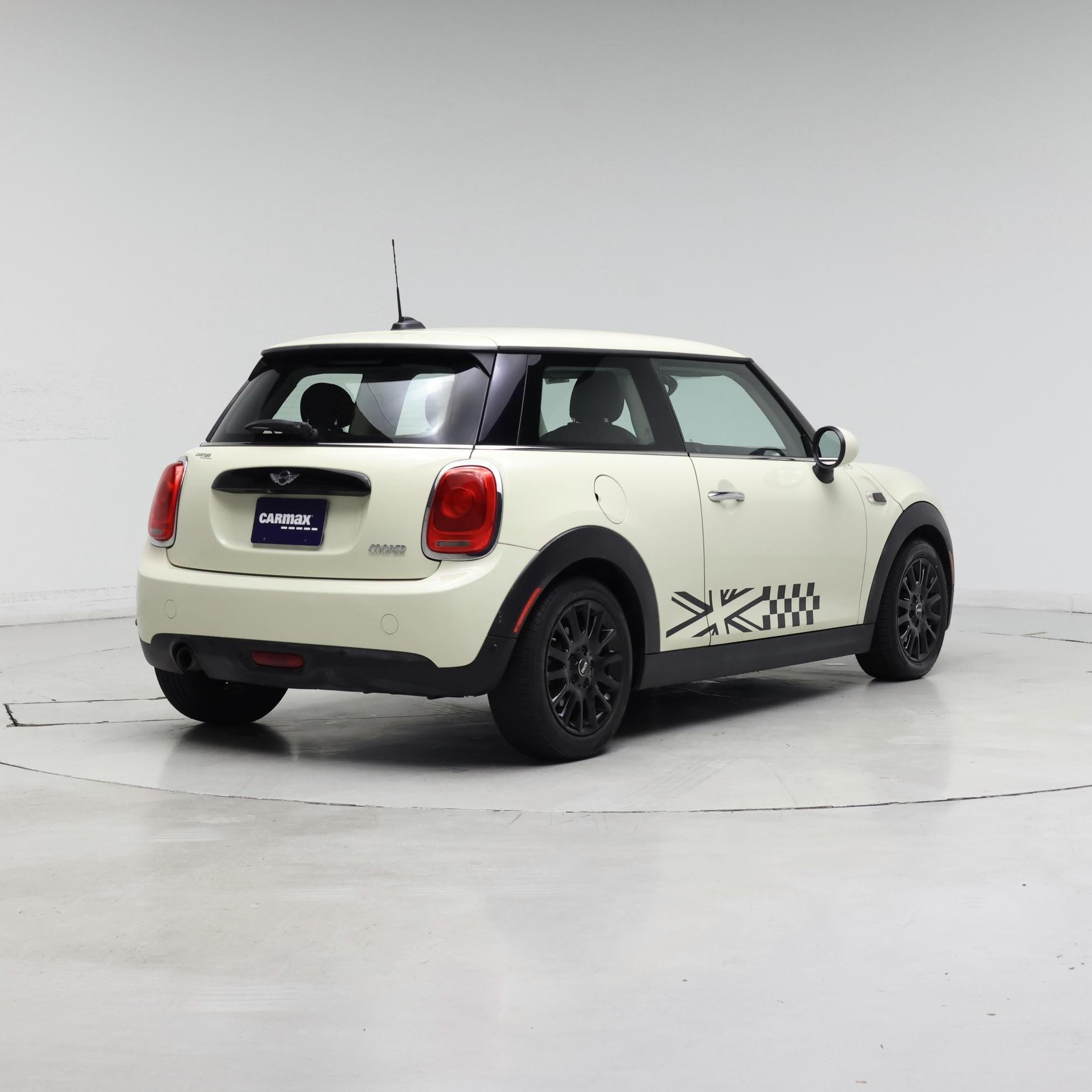 Thumbnail: 2018 MINI Cooper Hardtop - 8