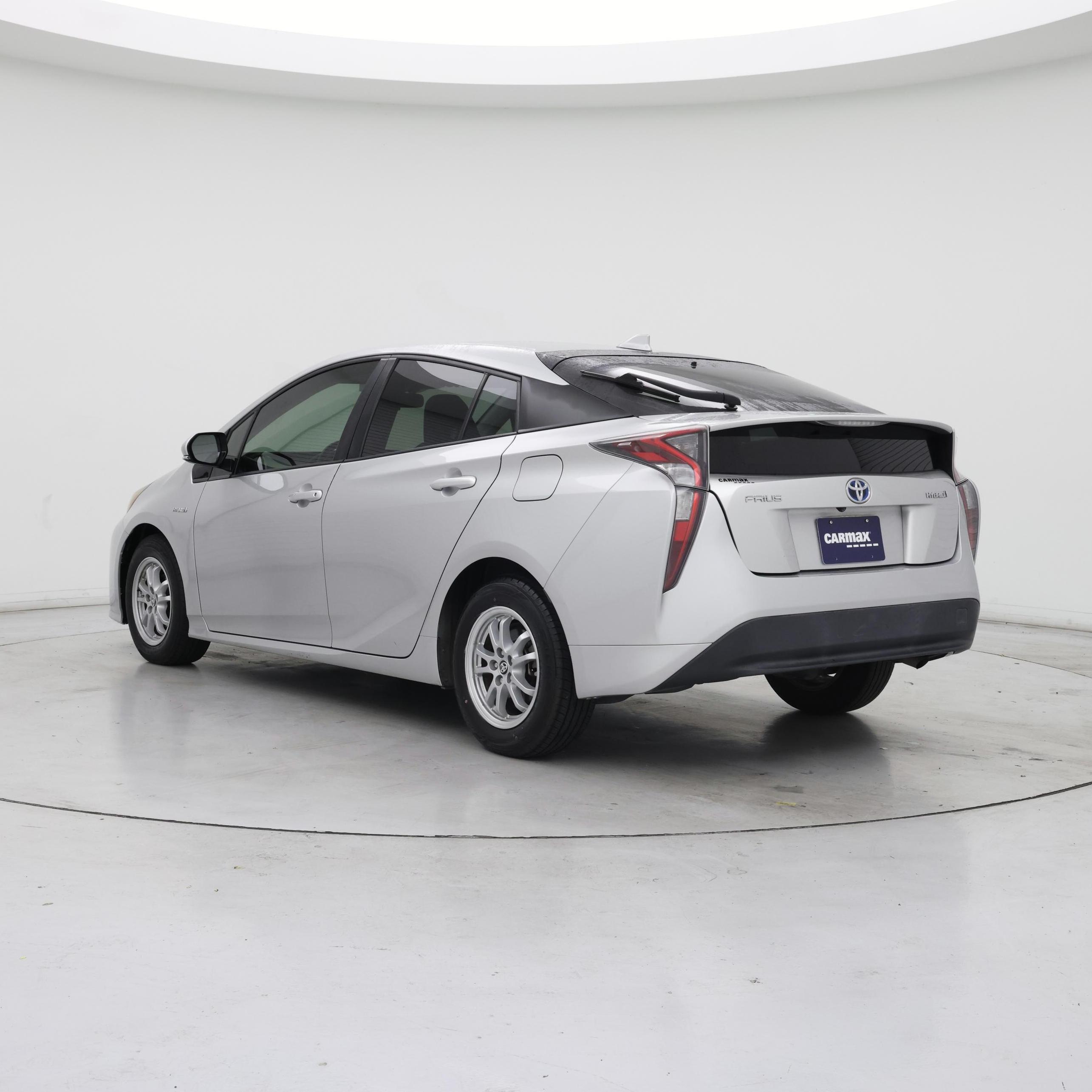 Thumbnail: 2016 Toyota Prius - 2