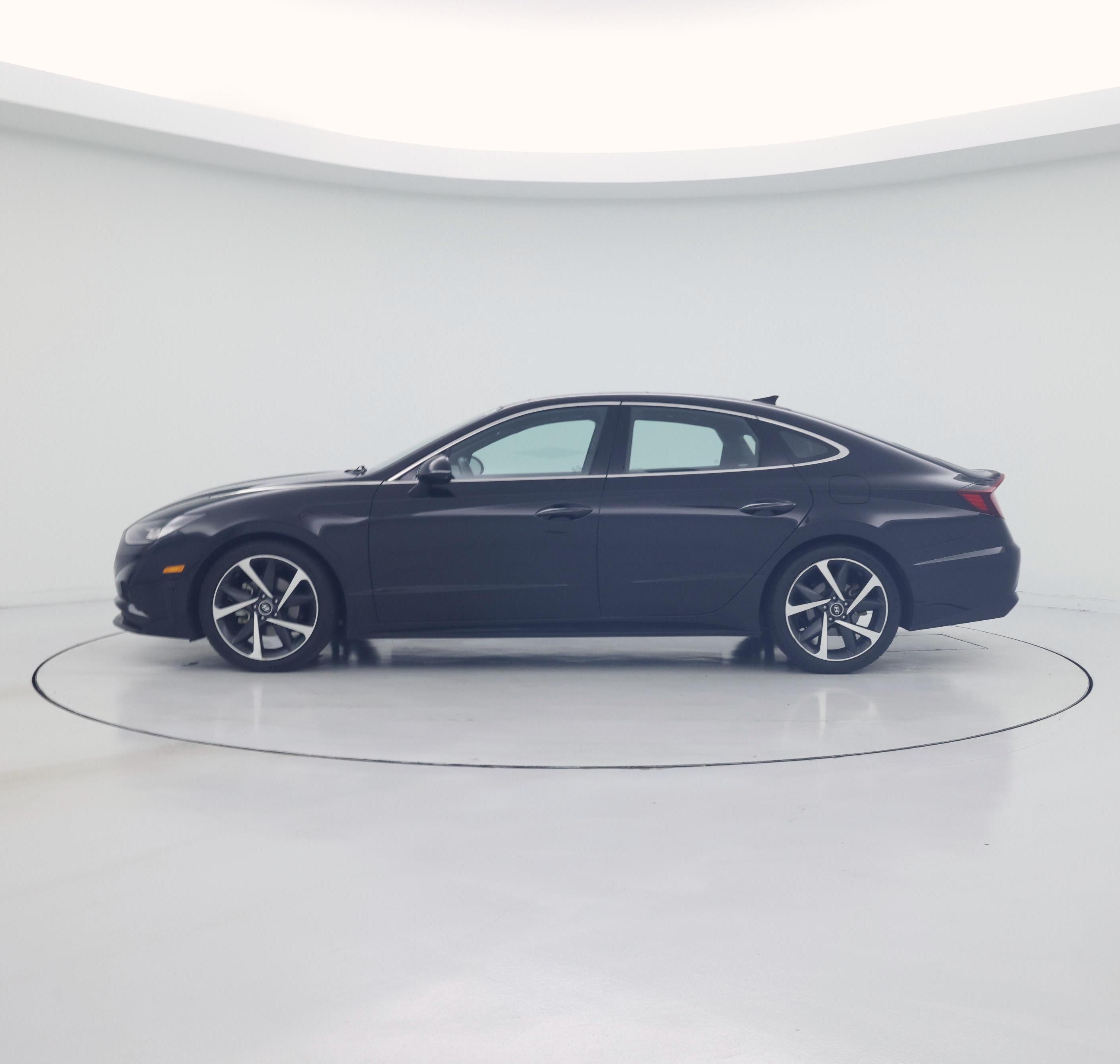 Thumbnail: 2022 Hyundai Sonata - 3