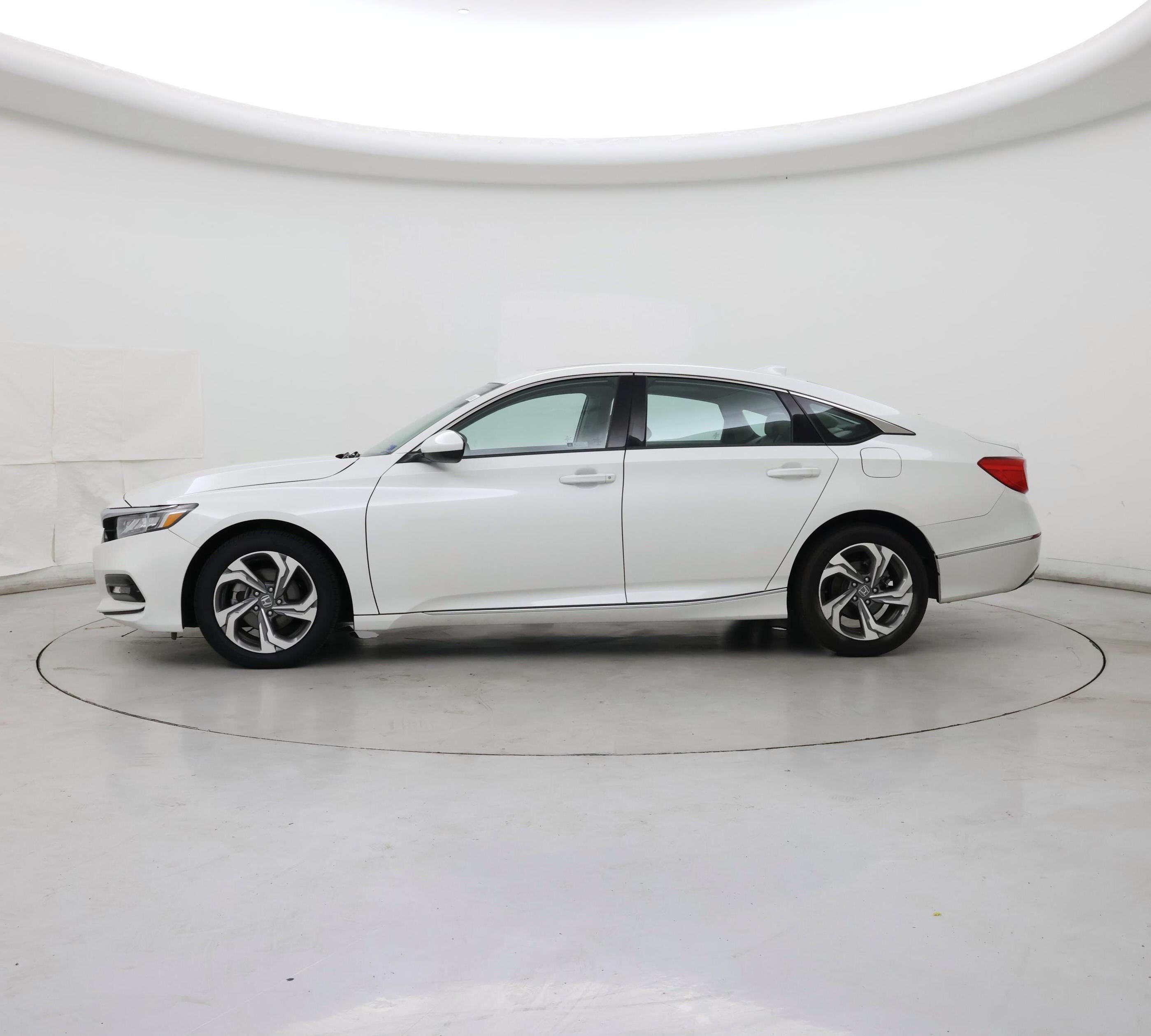 Thumbnail: 2020 Honda Accord - 3