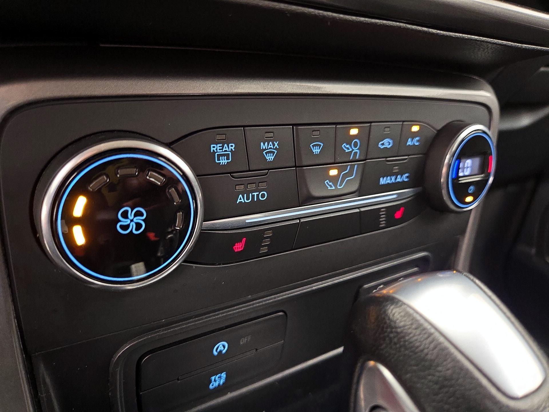 Thumbnail: 2020 Ford EcoSport - 16
