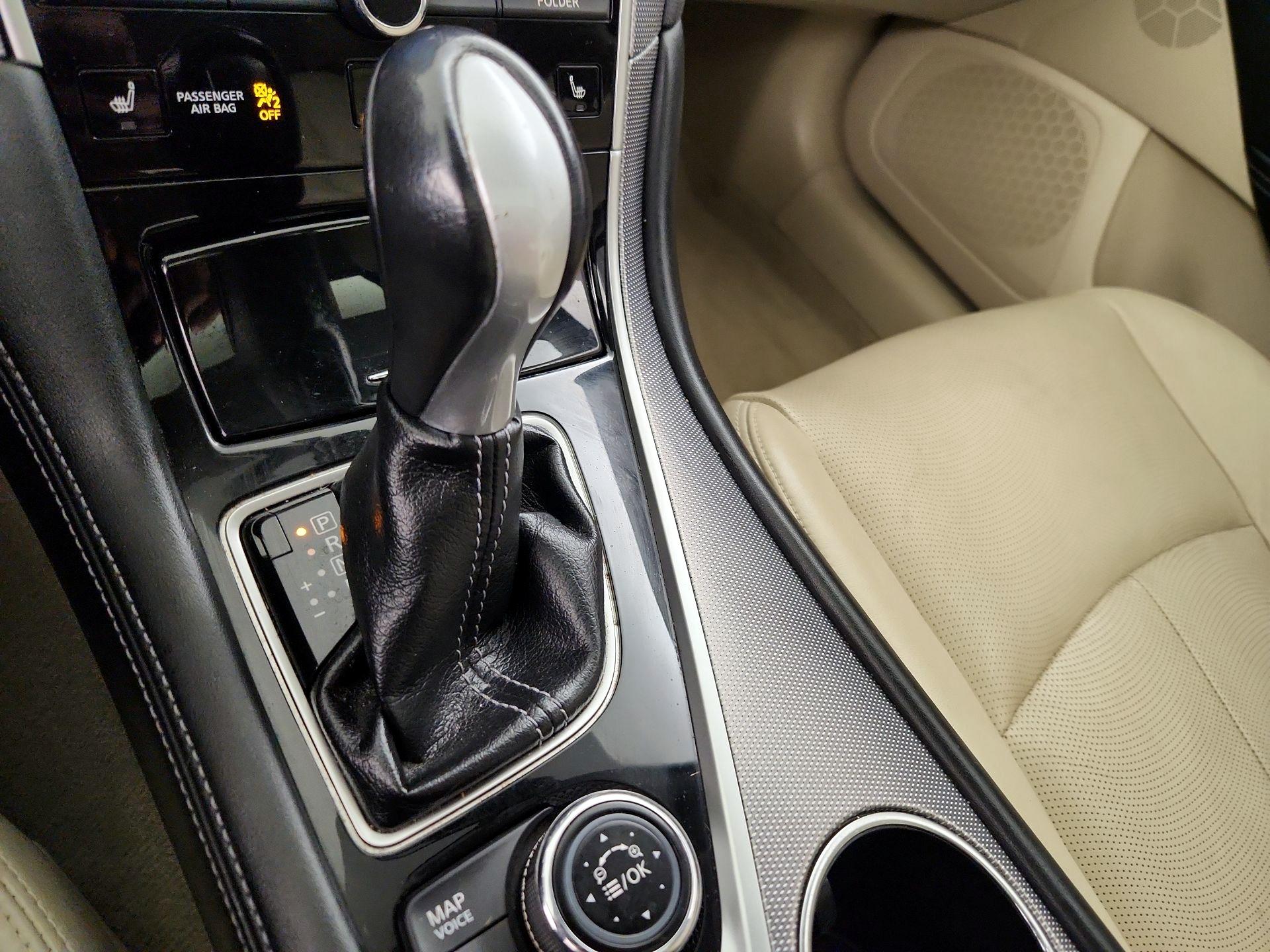 Thumbnail: 2014 INFINITI Q50 - 18
