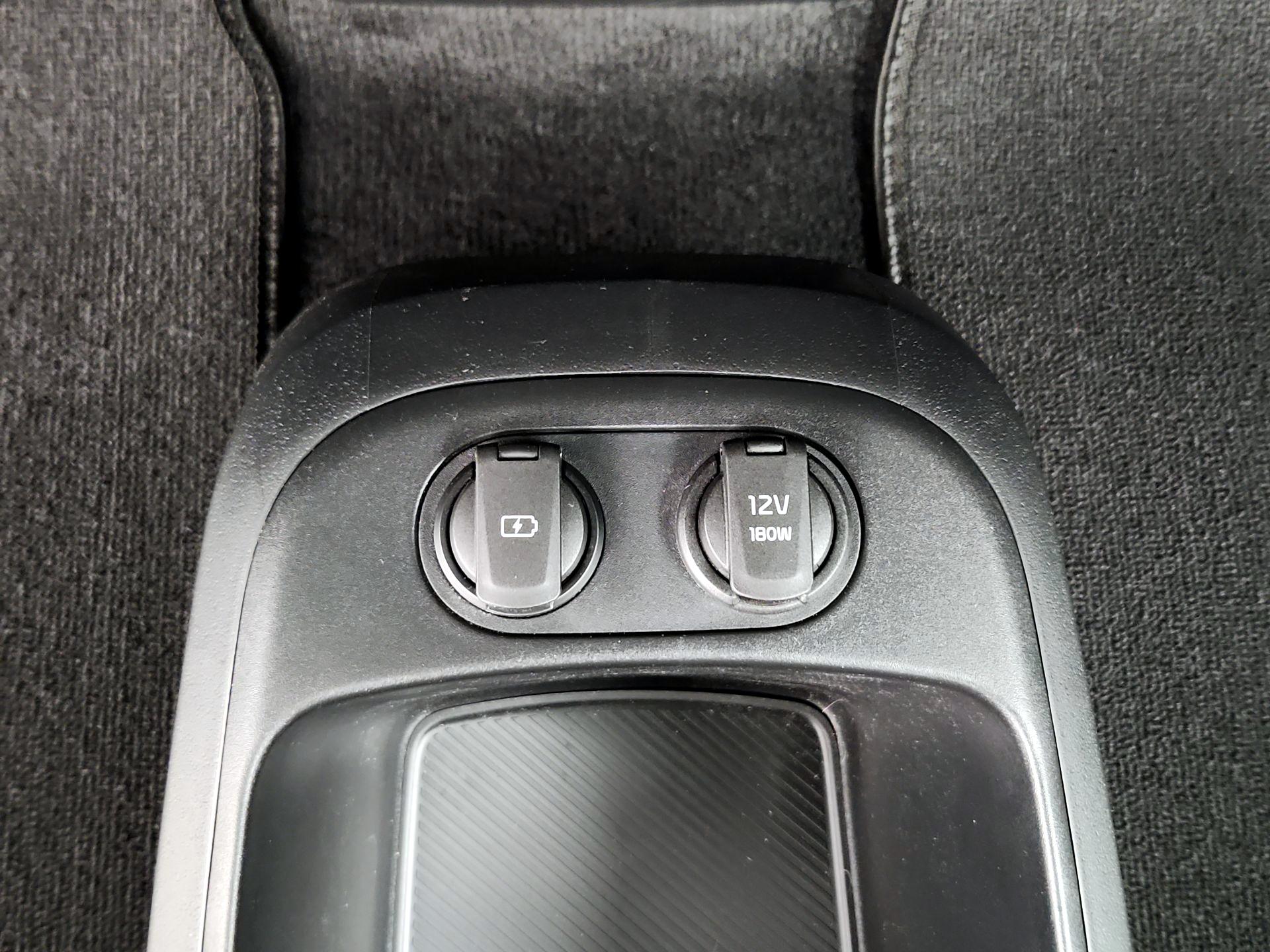 Thumbnail: 2023 Kia EV6 - 19