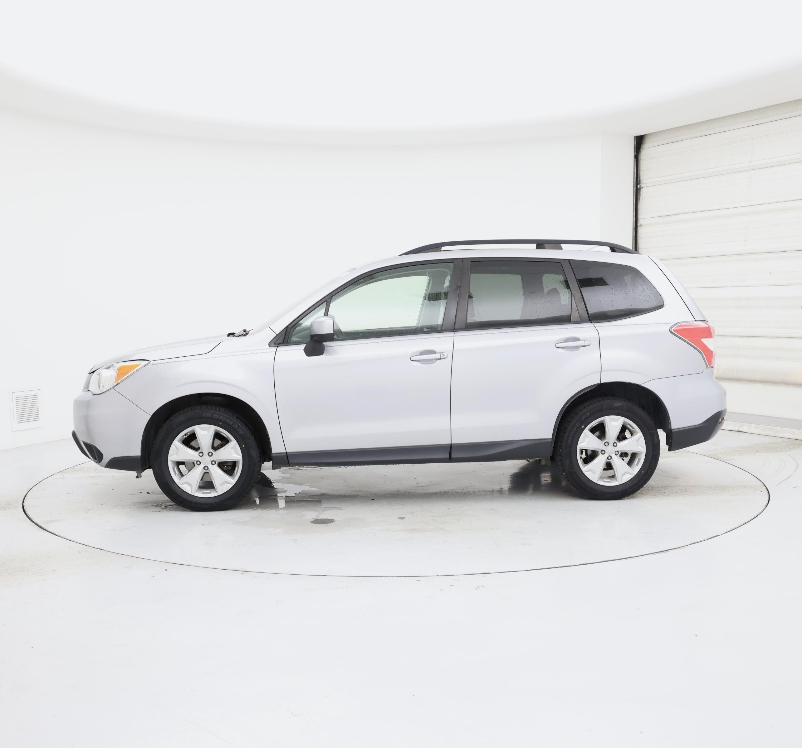 Thumbnail: 2016 Subaru Forester - 3