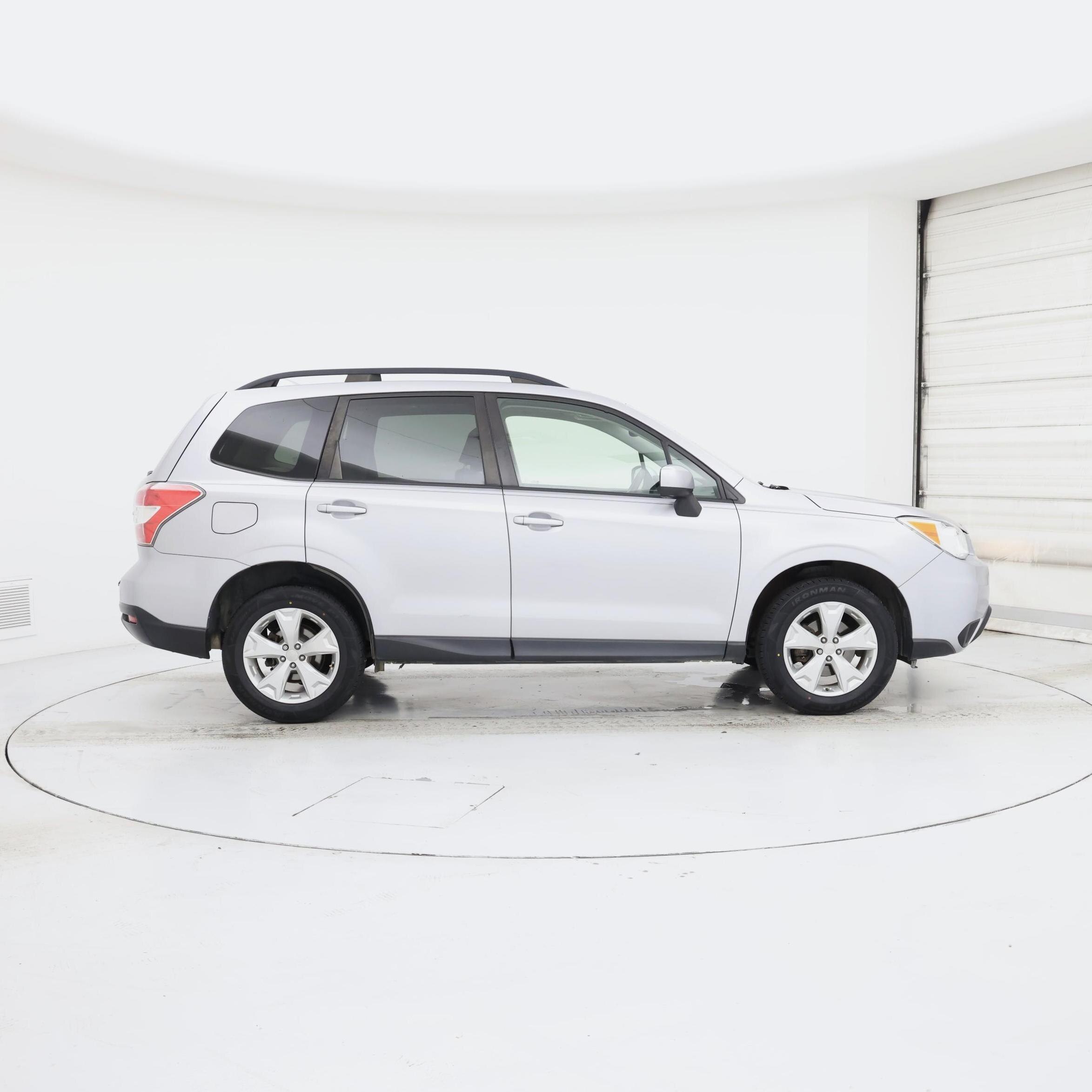 Thumbnail: 2016 Subaru Forester - 7