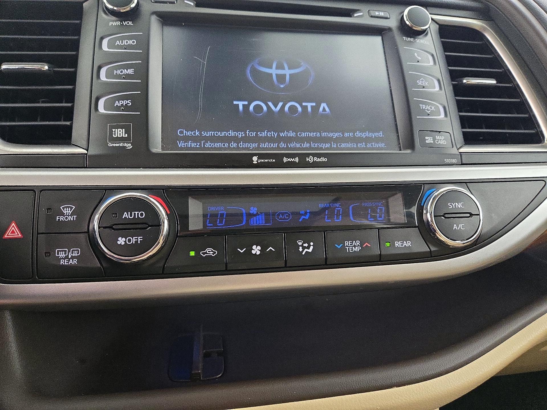Thumbnail: 2017 Toyota Highlander - 17