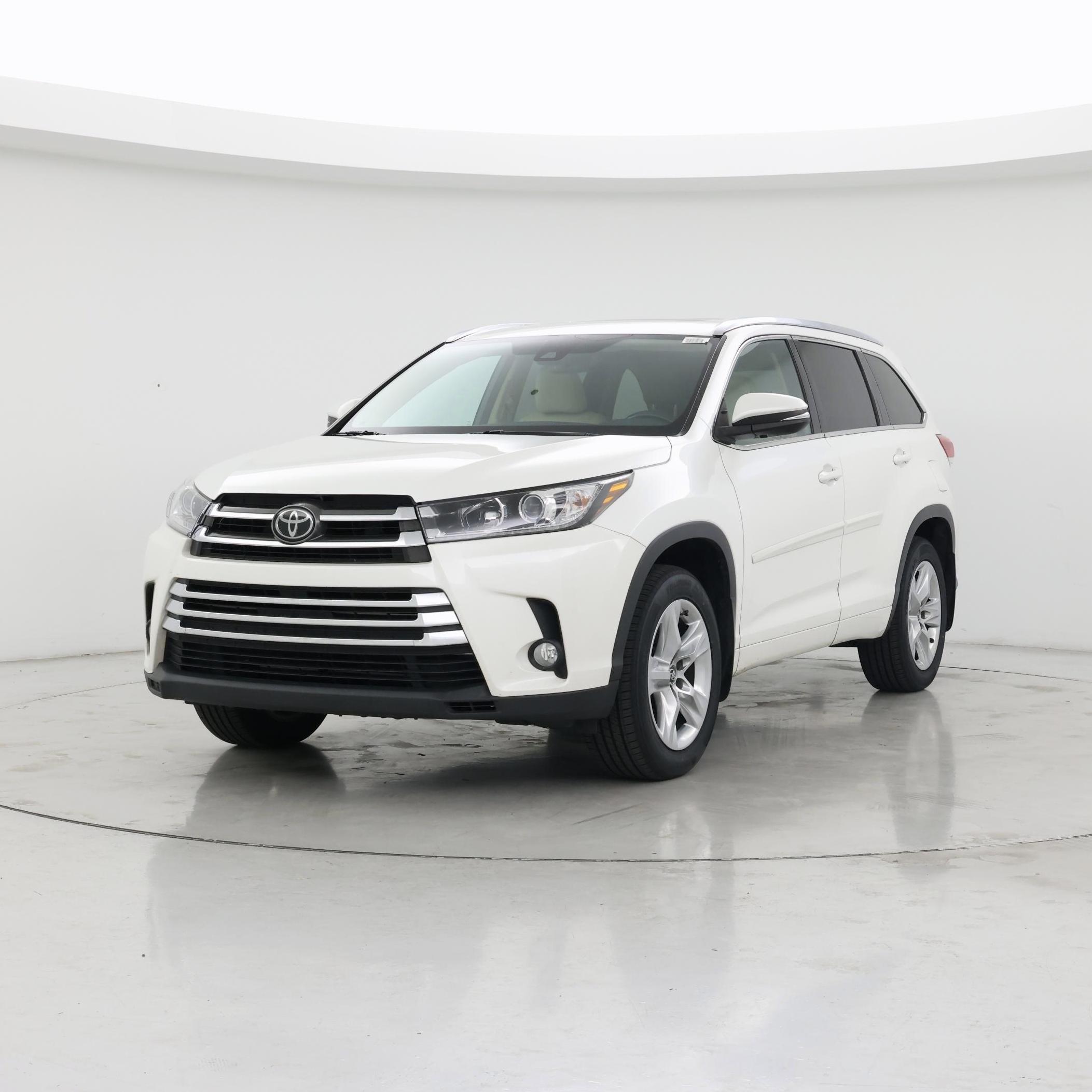 Thumbnail: 2017 Toyota Highlander - 4