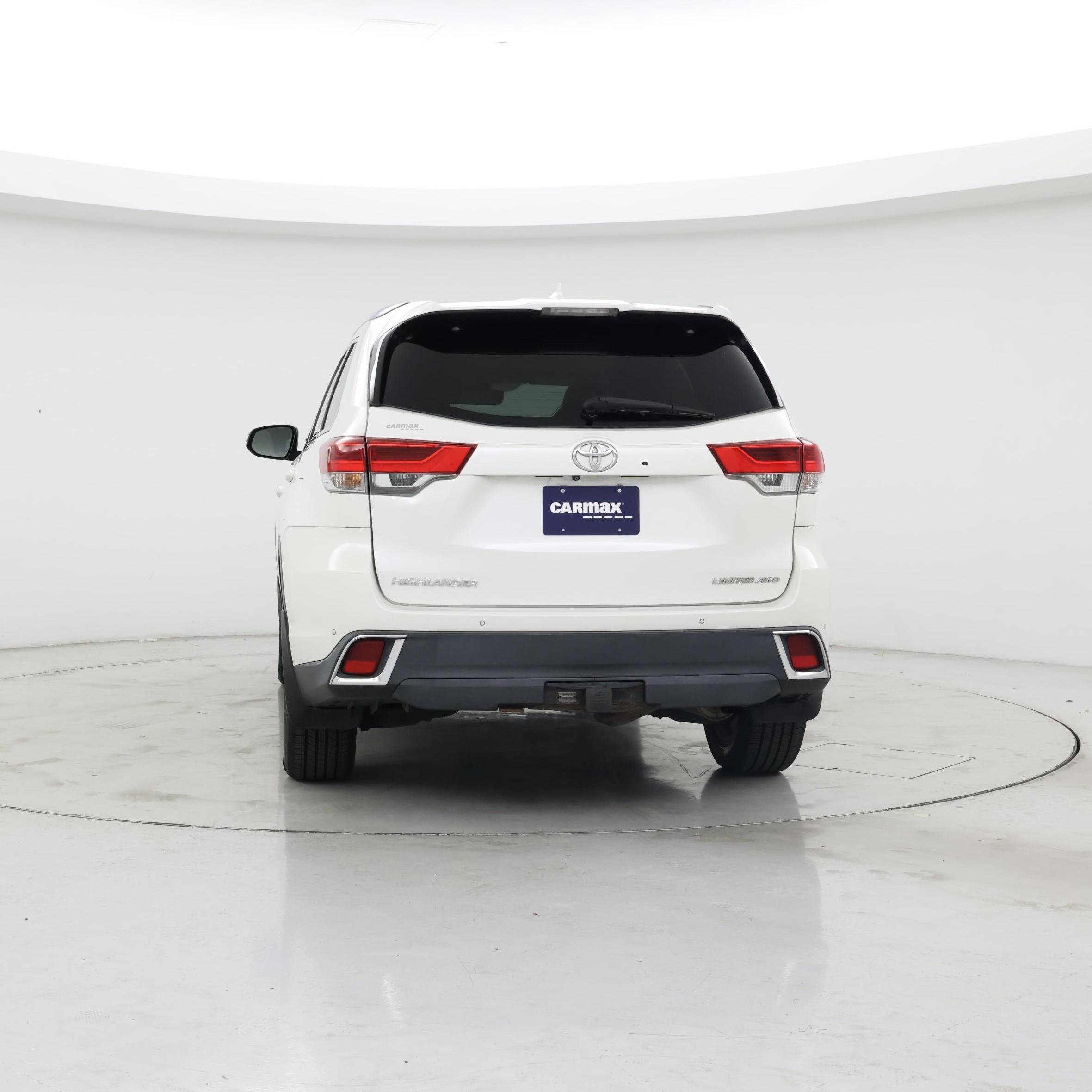 Thumbnail: 2017 Toyota Highlander - 6
