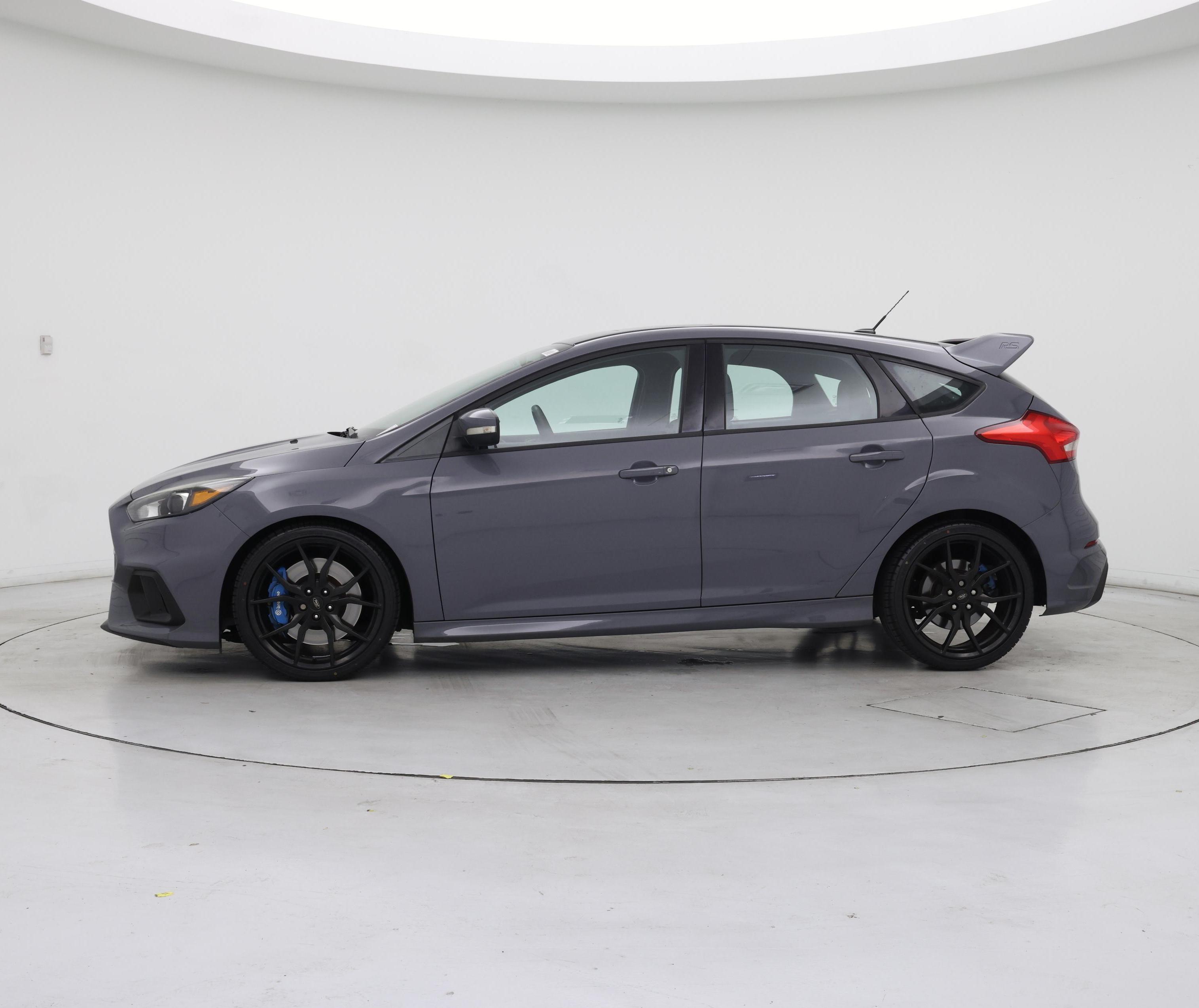 Thumbnail: 2017 Ford Focus - 3