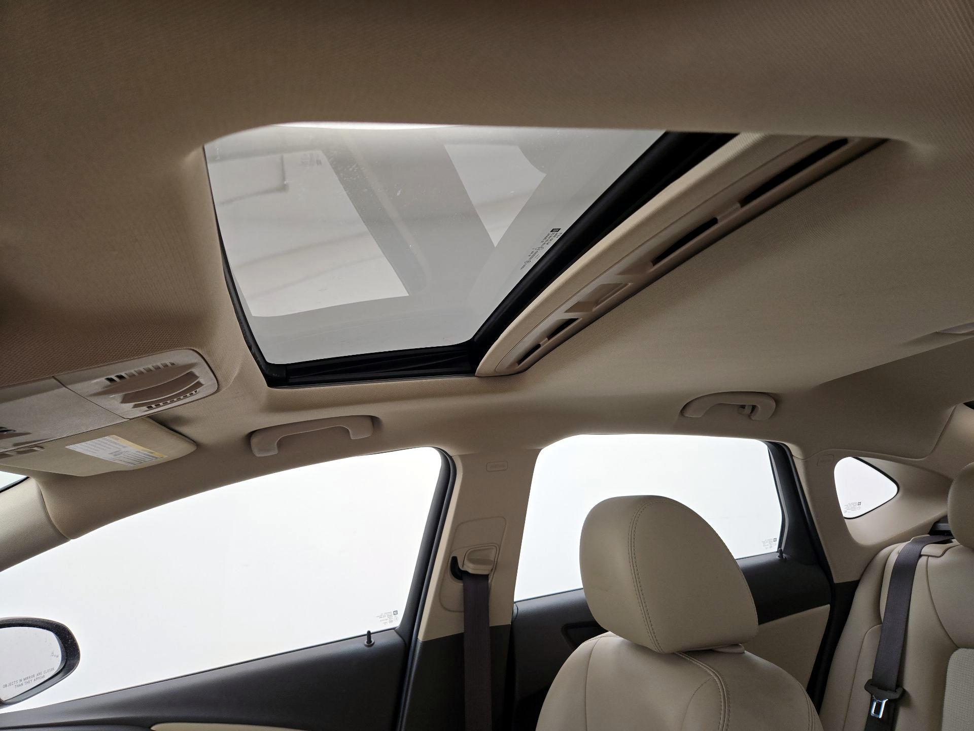 Thumbnail: 2015 Buick Verano - 19