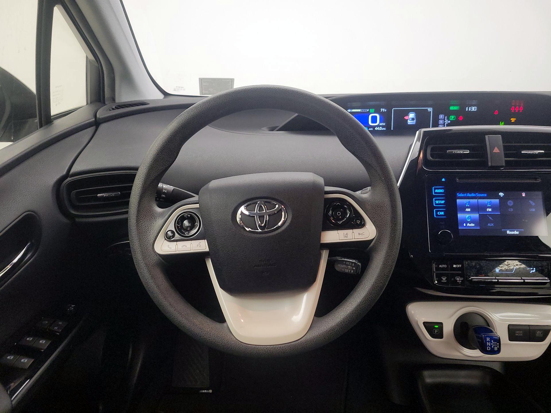 Thumbnail: 2017 Toyota Prius - 10