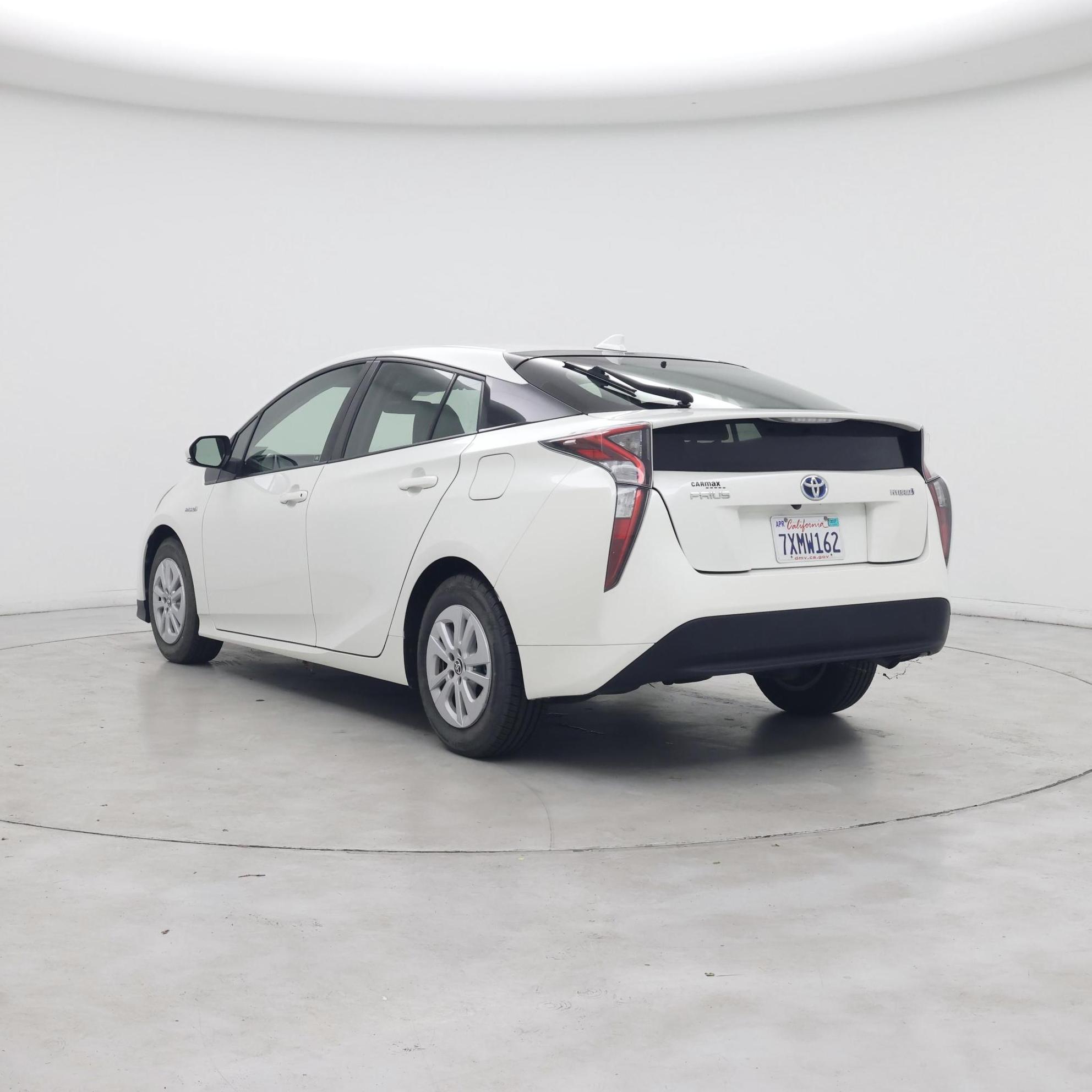 Thumbnail: 2017 Toyota Prius - 2