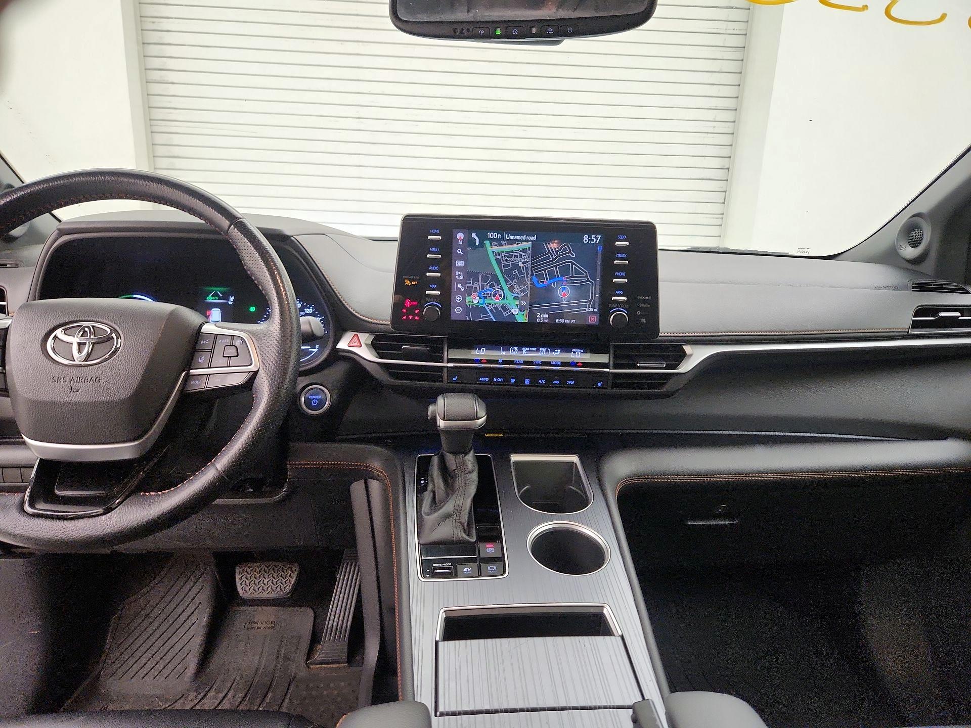 Thumbnail: 2021 Toyota Sienna - 9