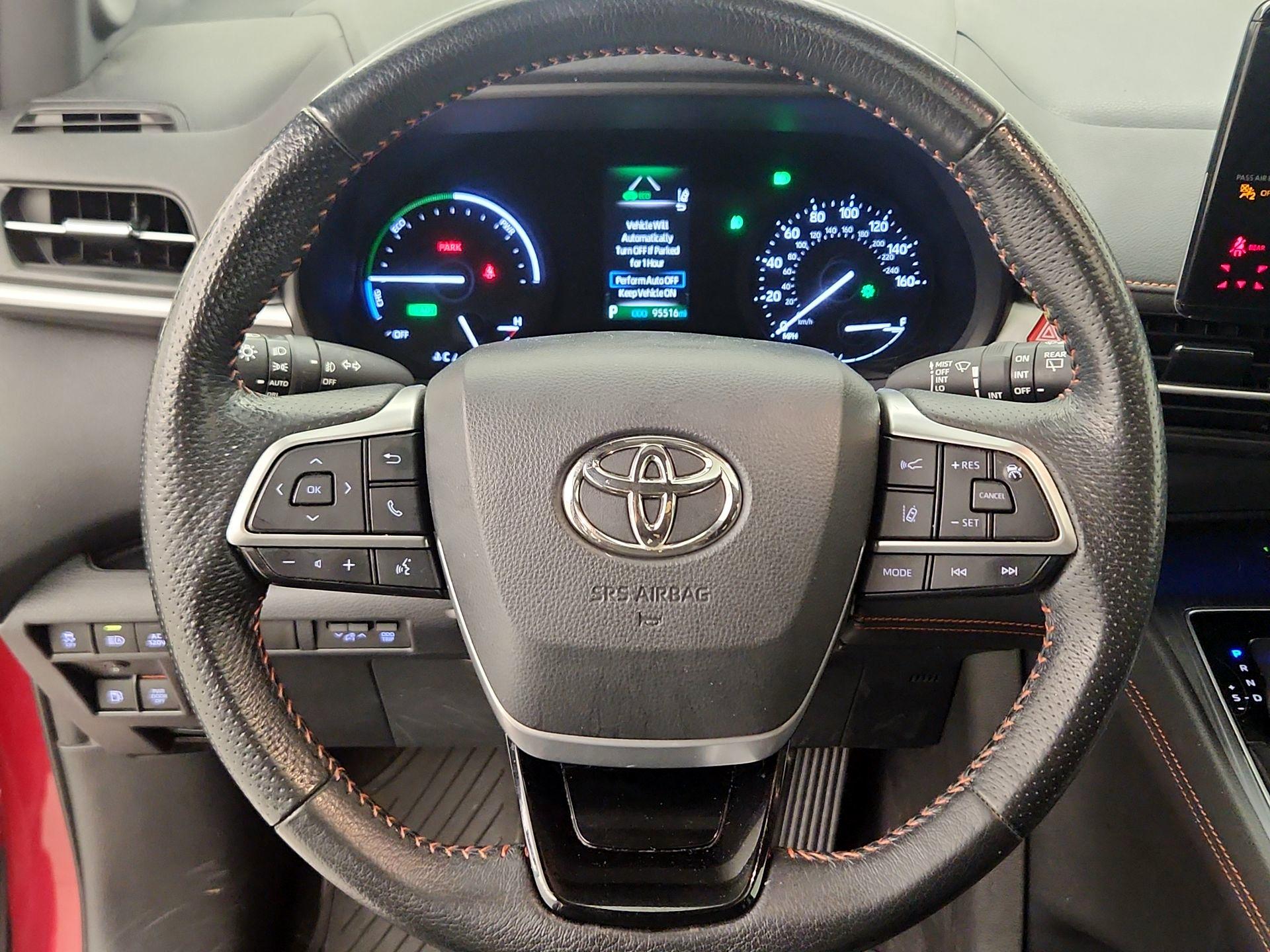 Thumbnail: 2021 Toyota Sienna - 10