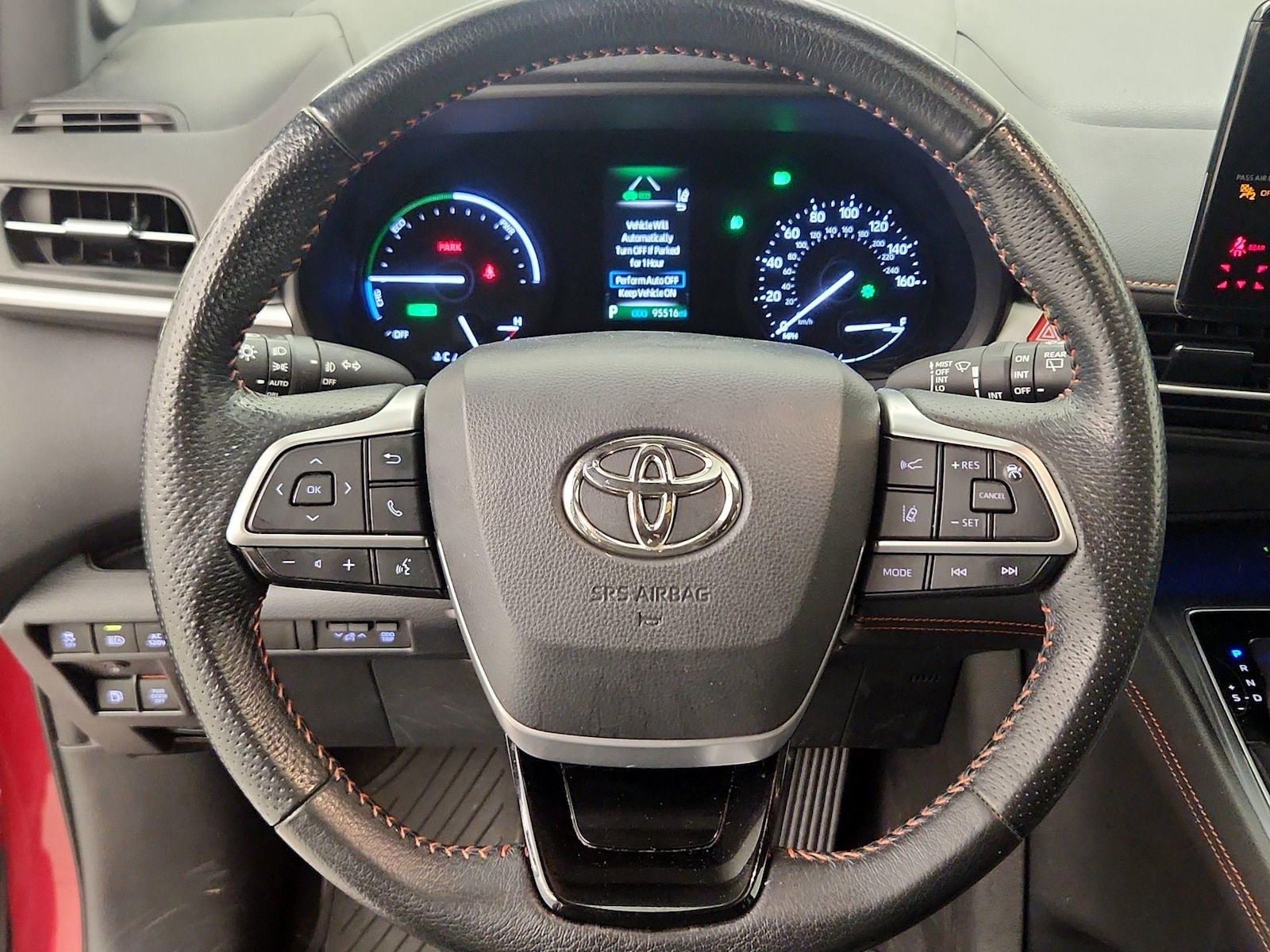 2021 Toyota Sienna XSE - Photo 11