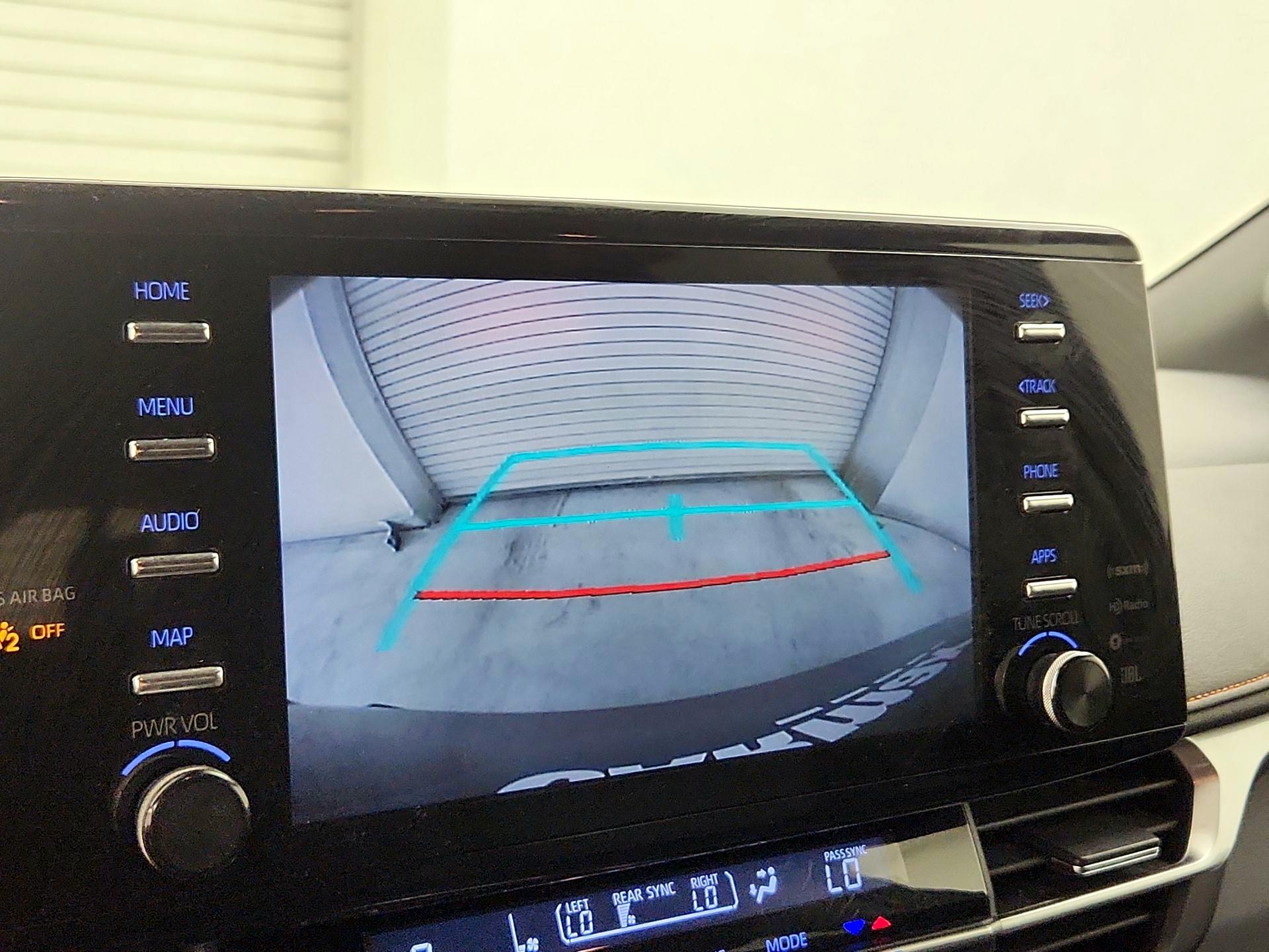 Thumbnail: 2021 Toyota Sienna - 15
