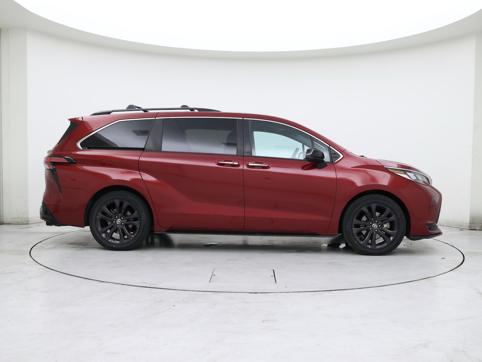 2021 Toyota Sienna XSE - Photo 8