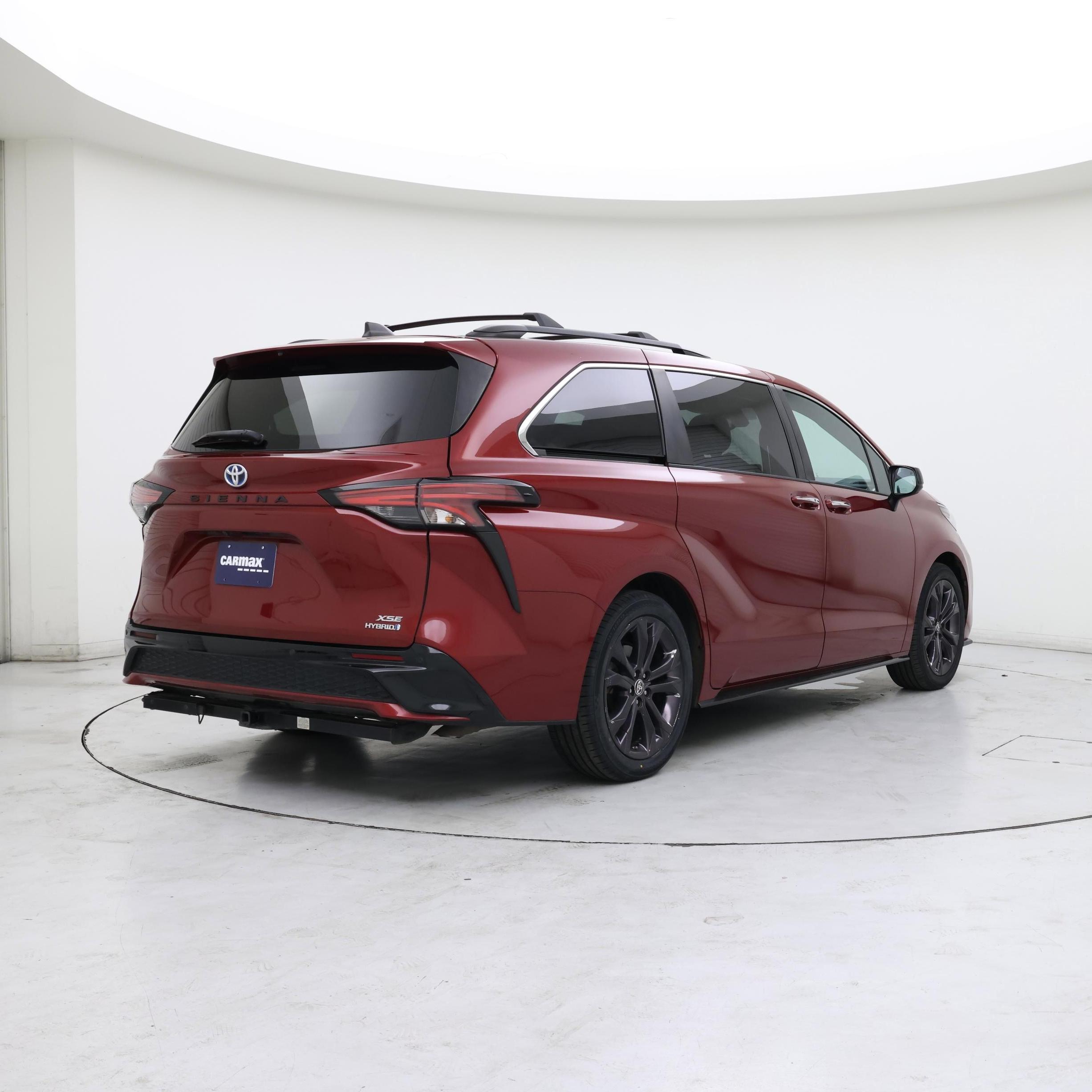 Thumbnail: 2021 Toyota Sienna - 8