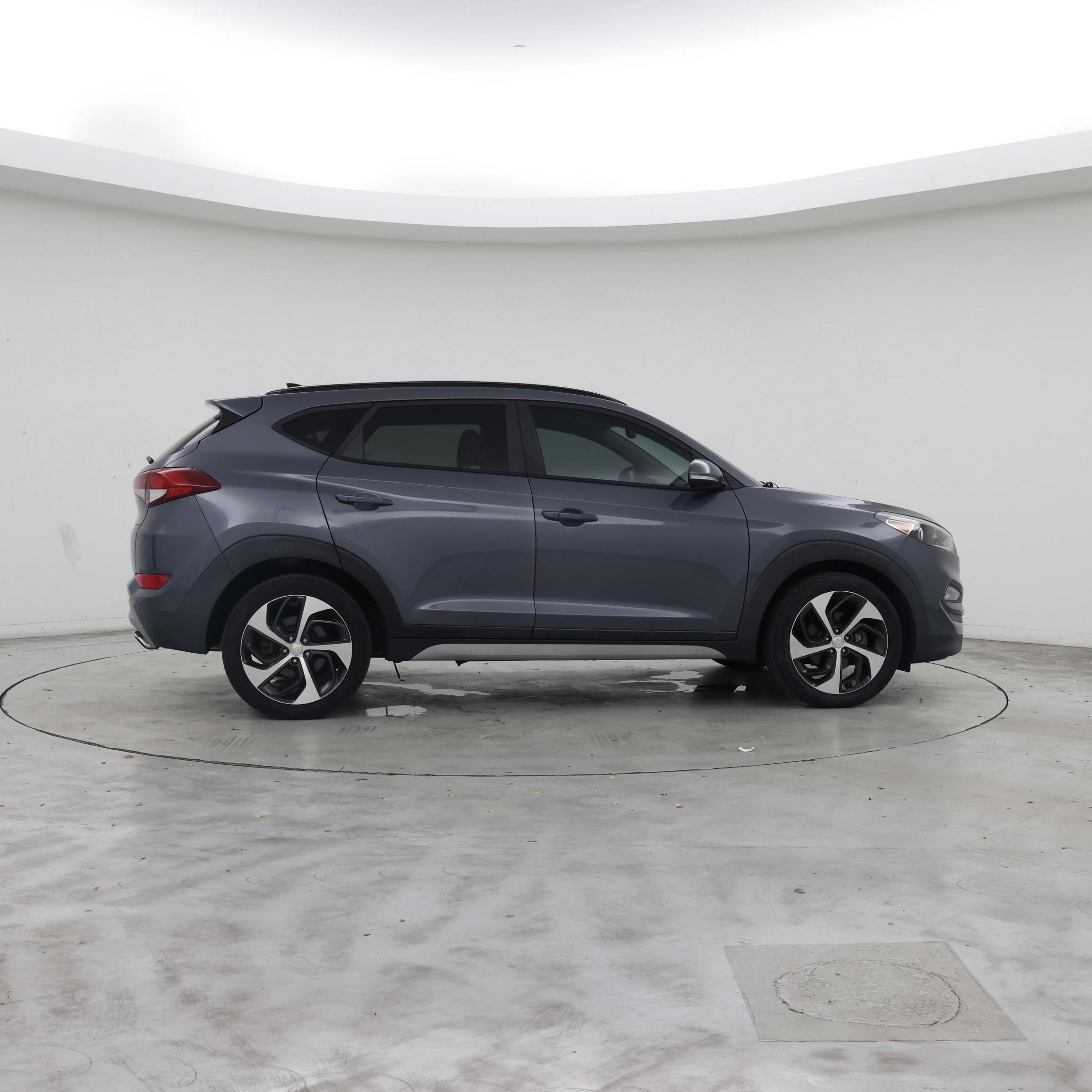Thumbnail: 2018 Hyundai Tucson - 7