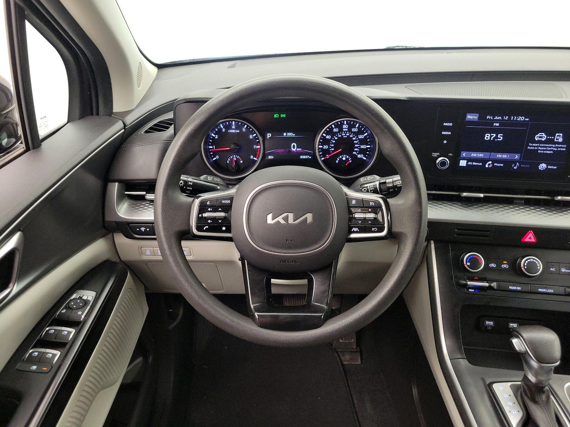 Thumbnail: 2022 Kia Carnival - 10
