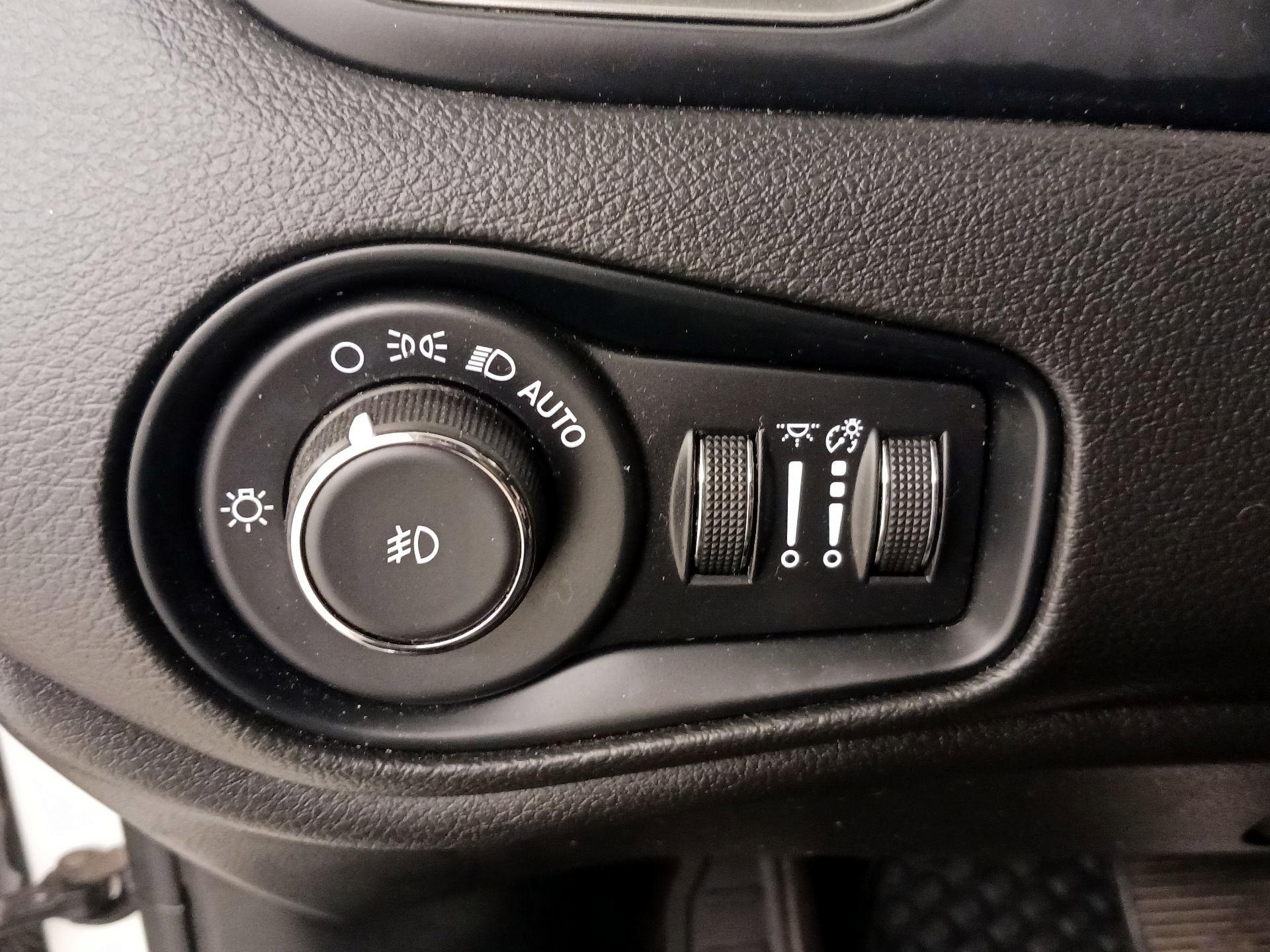Thumbnail: 2023 Jeep Renegade - 13