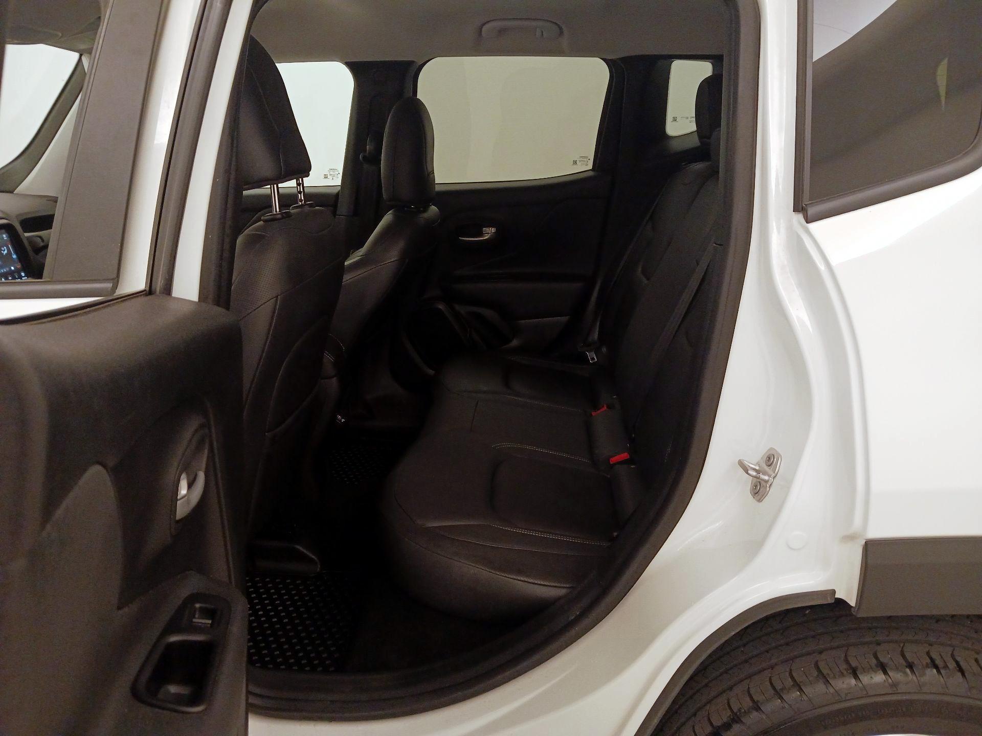 Thumbnail: 2023 Jeep Renegade - 20