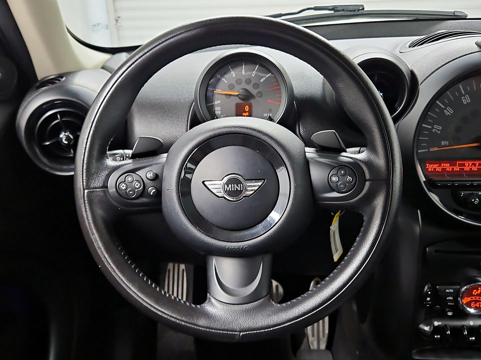 Thumbnail: 2016 MINI Cooper Countryman - 10