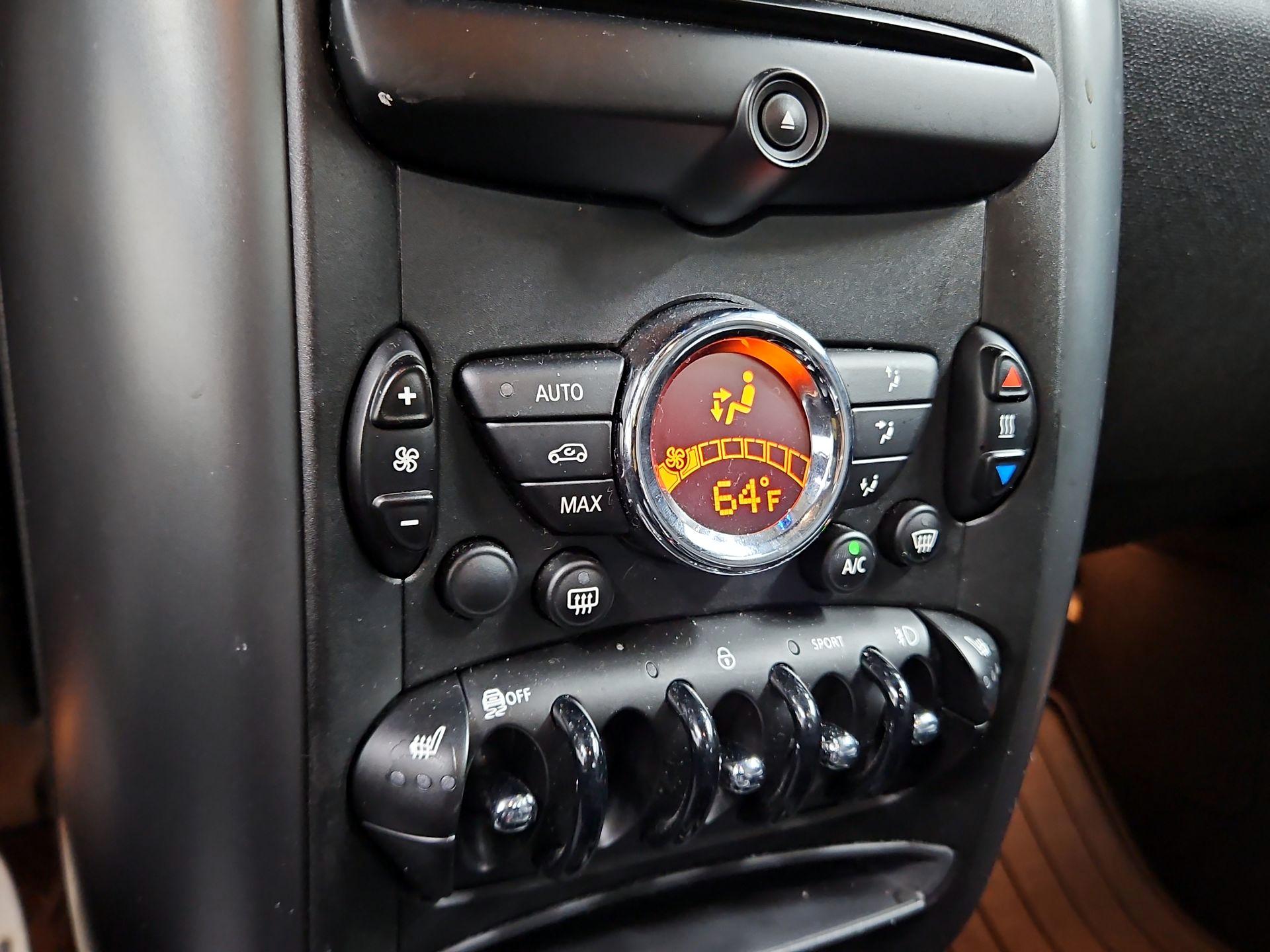 Thumbnail: 2016 MINI Cooper Countryman - 14