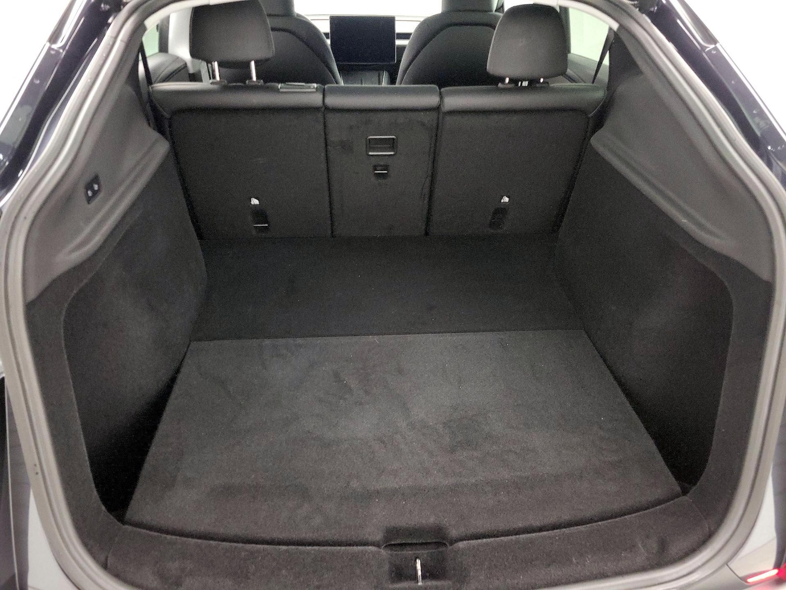 2026 Tesla Model Y Long Range - Photo 21