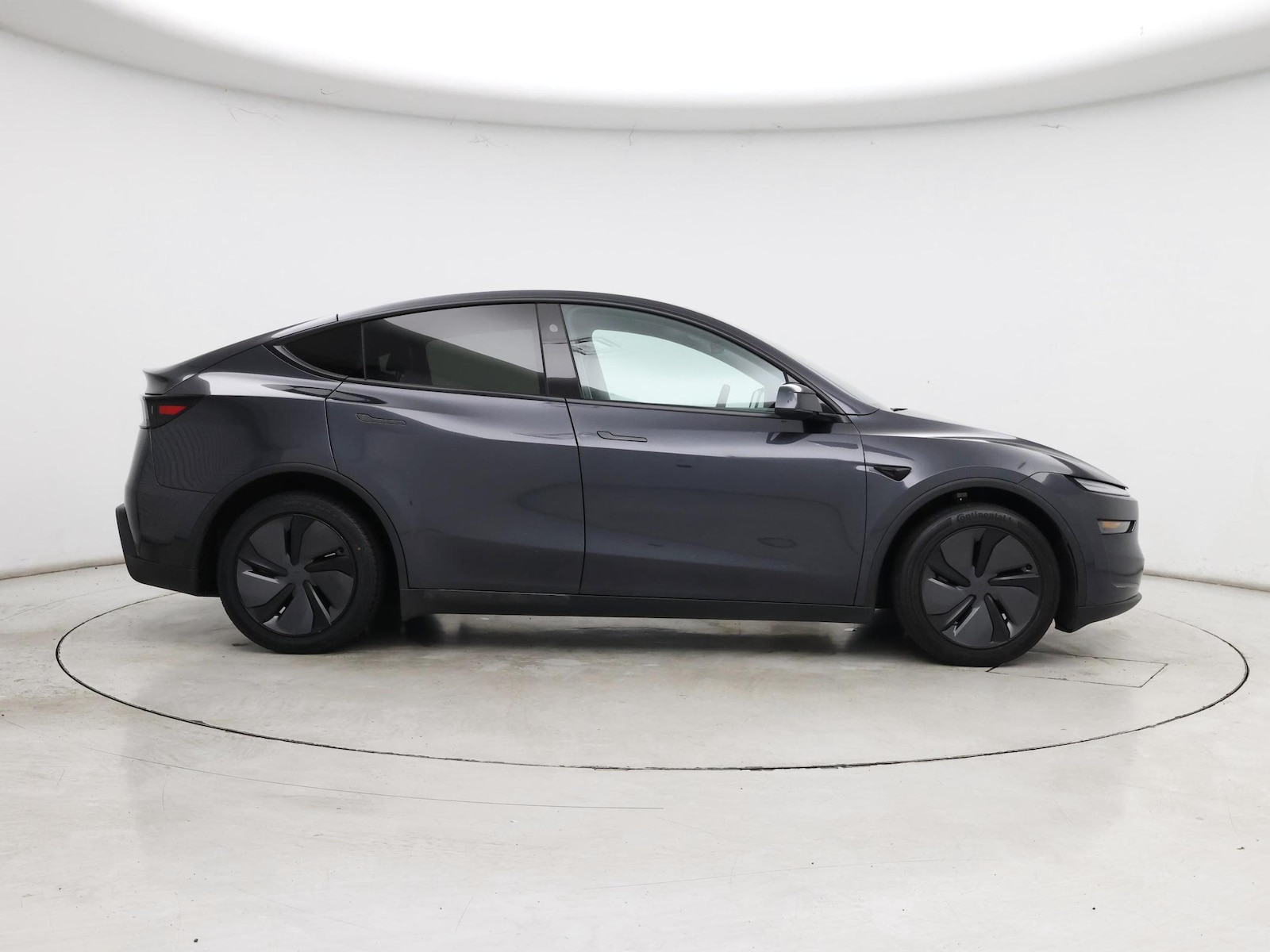 2026 Tesla Model Y Long Range - Photo 8