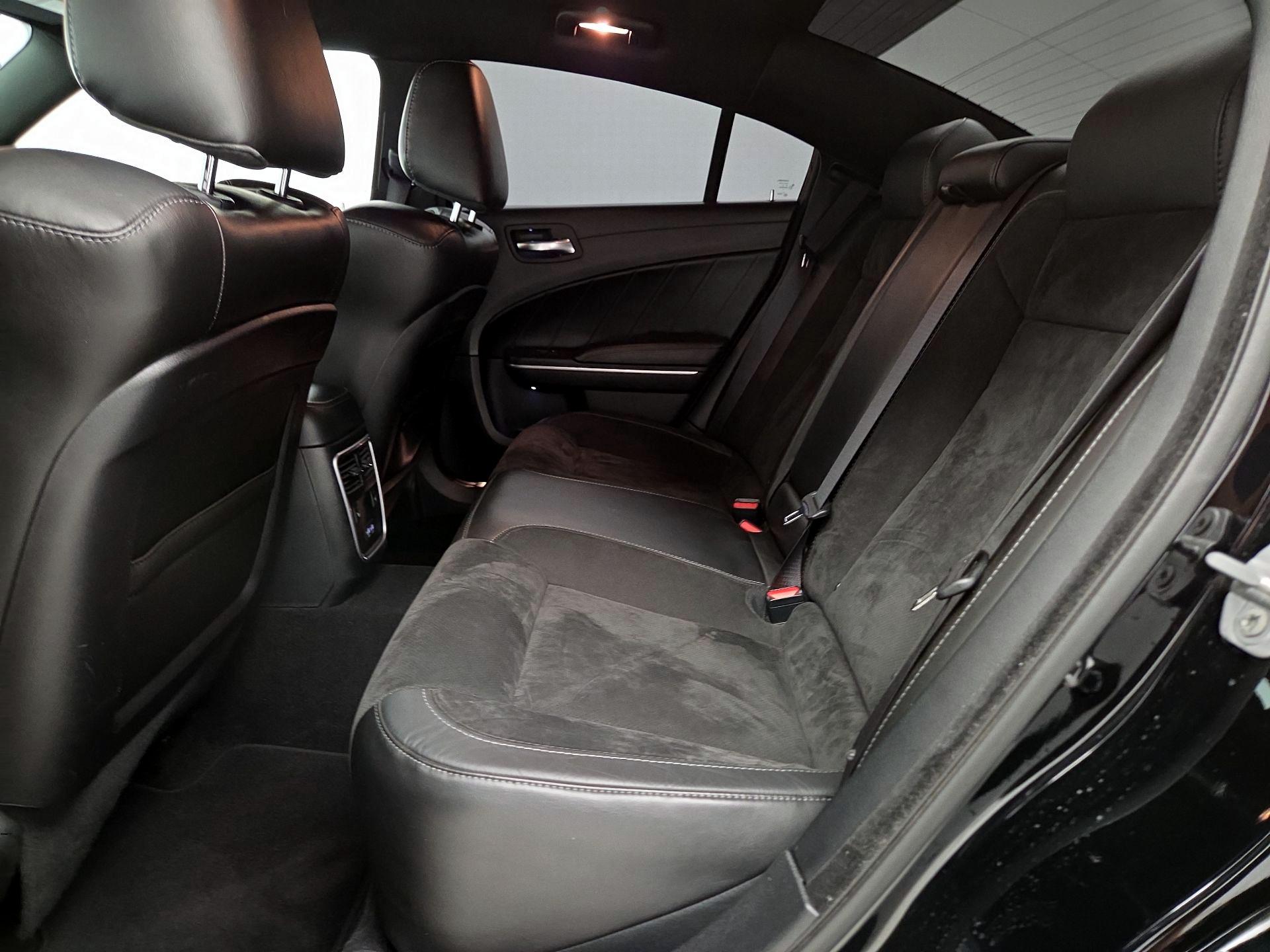 Thumbnail: 2021 Dodge Charger - 18