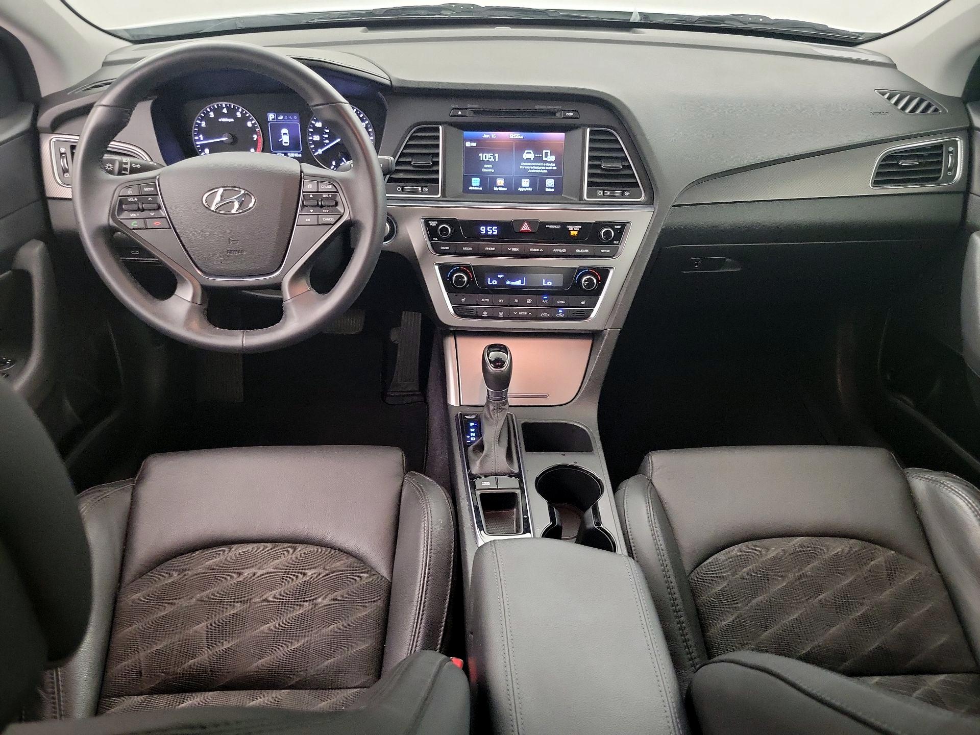 Thumbnail: 2016 Hyundai Sonata - 9