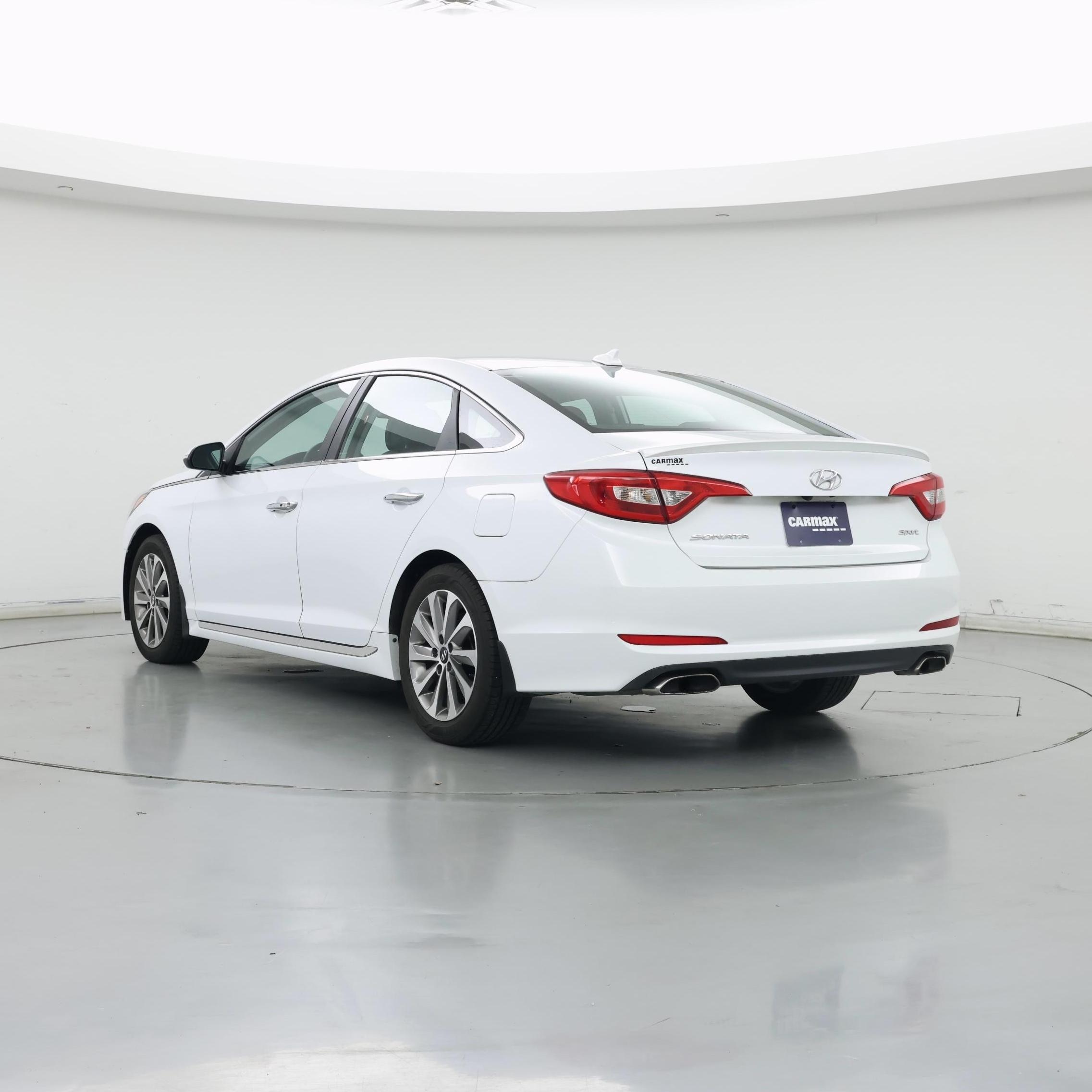 Thumbnail: 2016 Hyundai Sonata - 2