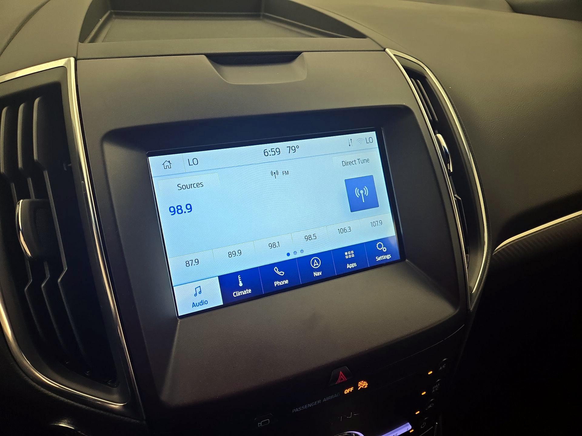 Thumbnail: 2020 Ford Edge - 16