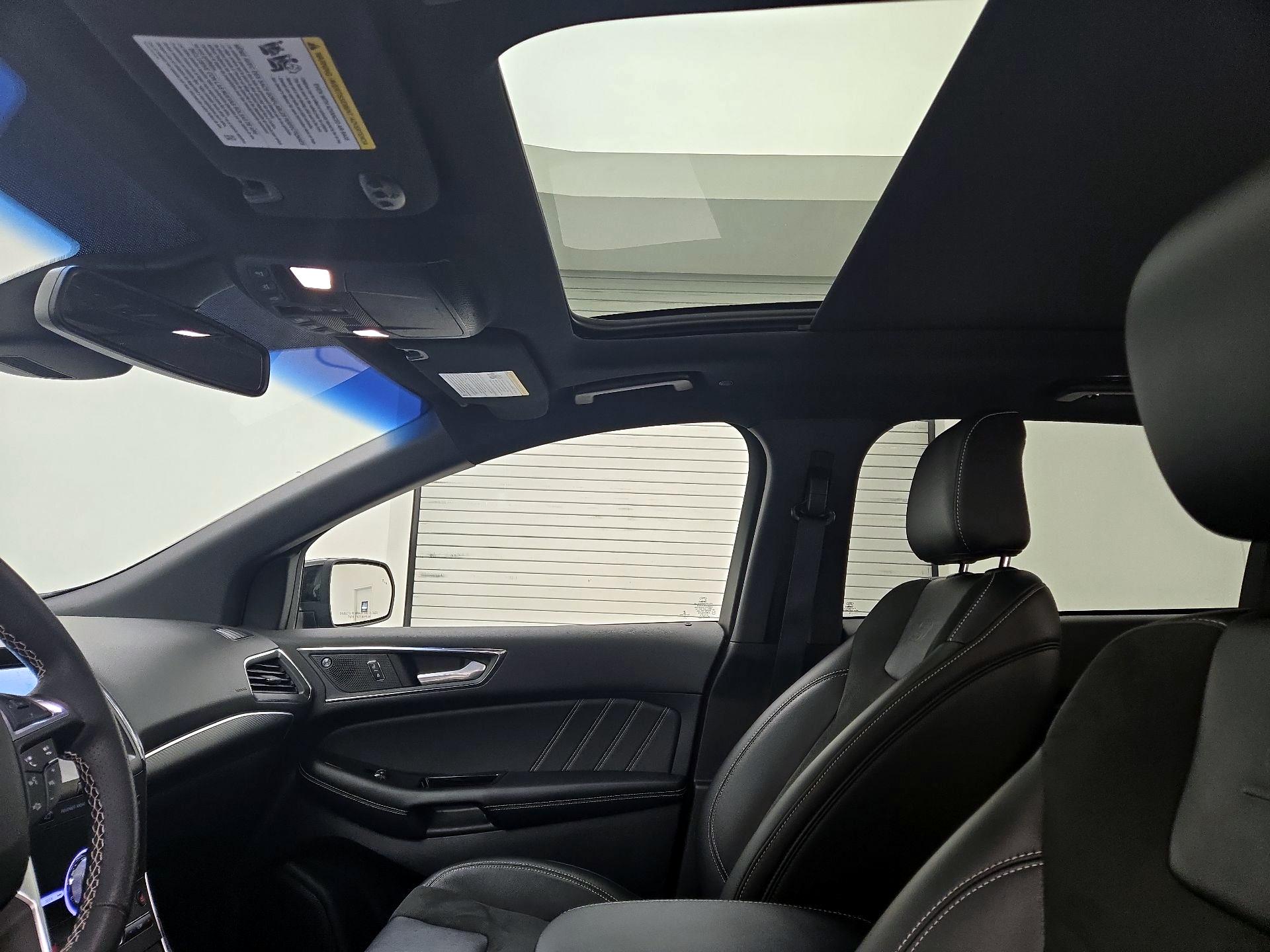 Thumbnail: 2020 Ford Edge - 19
