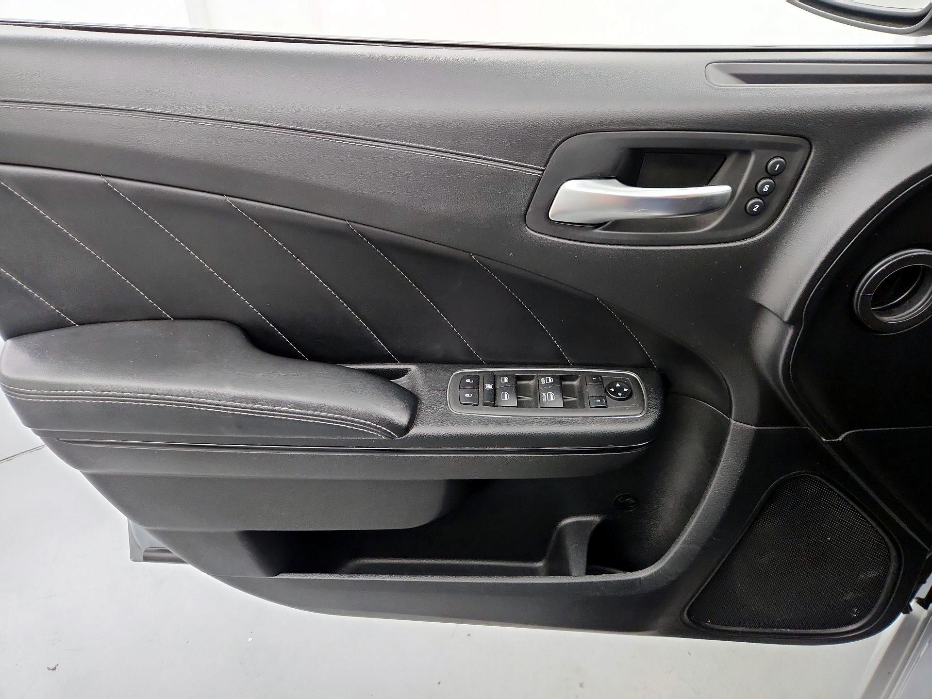Thumbnail: 2021 Dodge Charger - 12