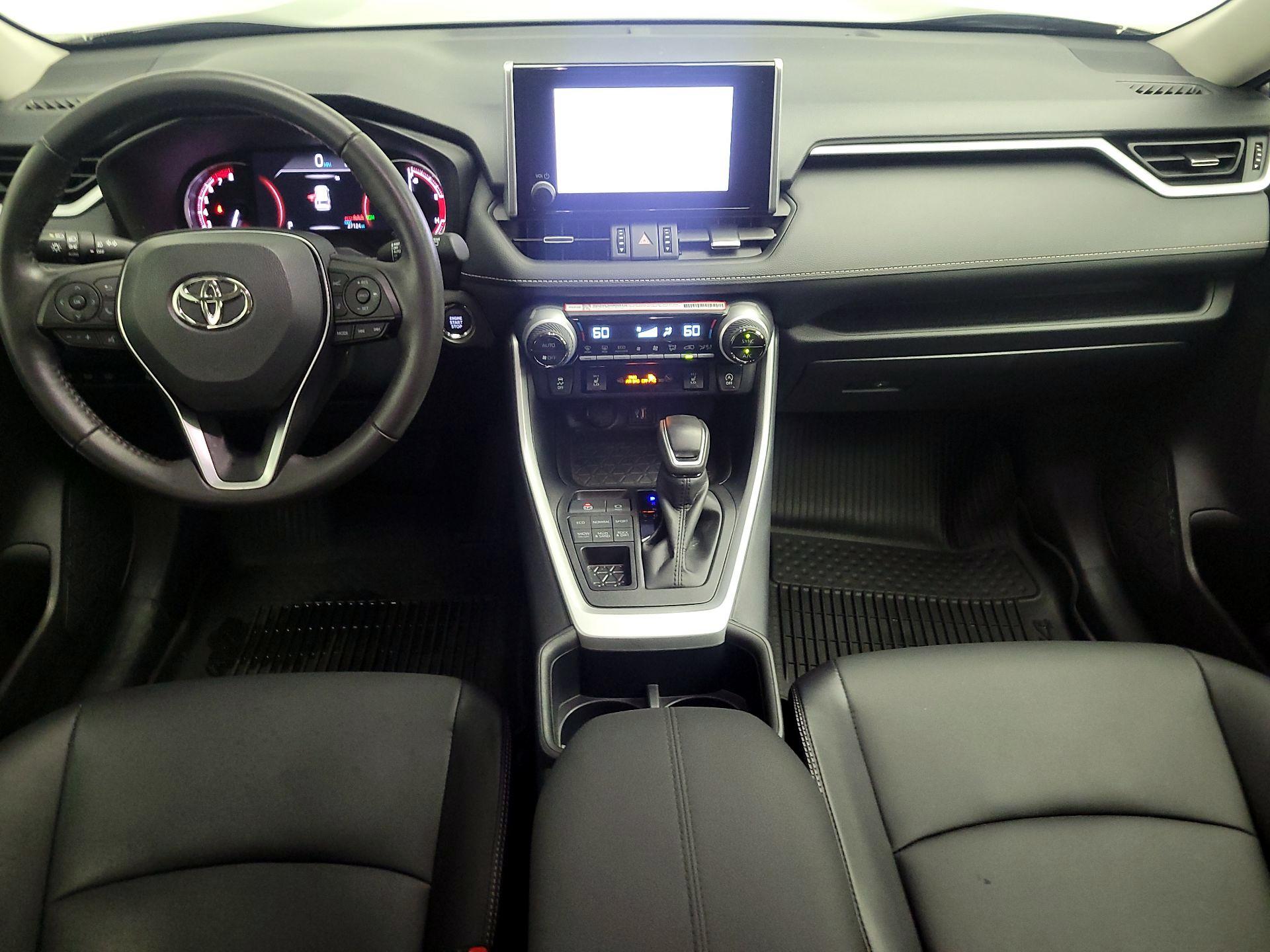 Thumbnail: 2025 Toyota RAV4 - 9