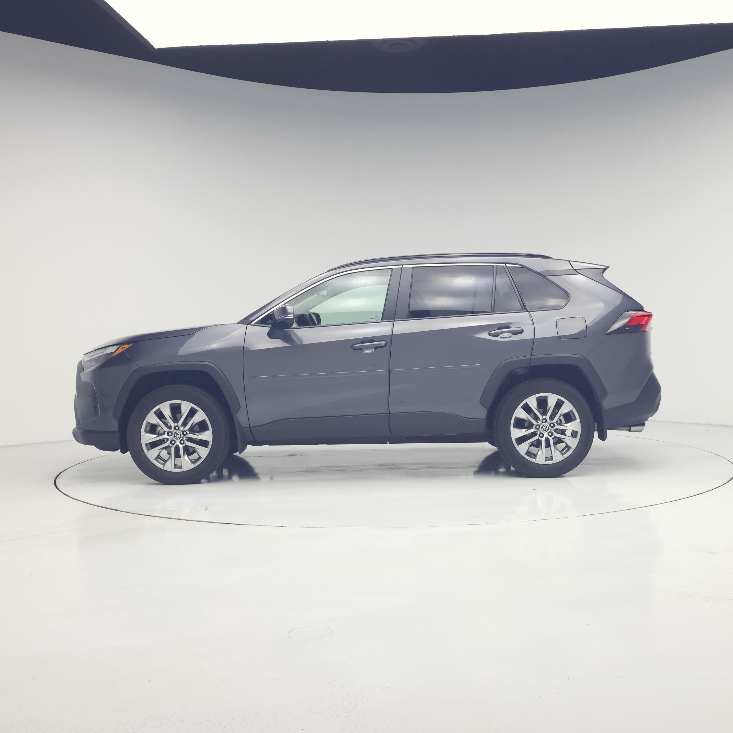 Thumbnail: 2025 Toyota RAV4 - 3