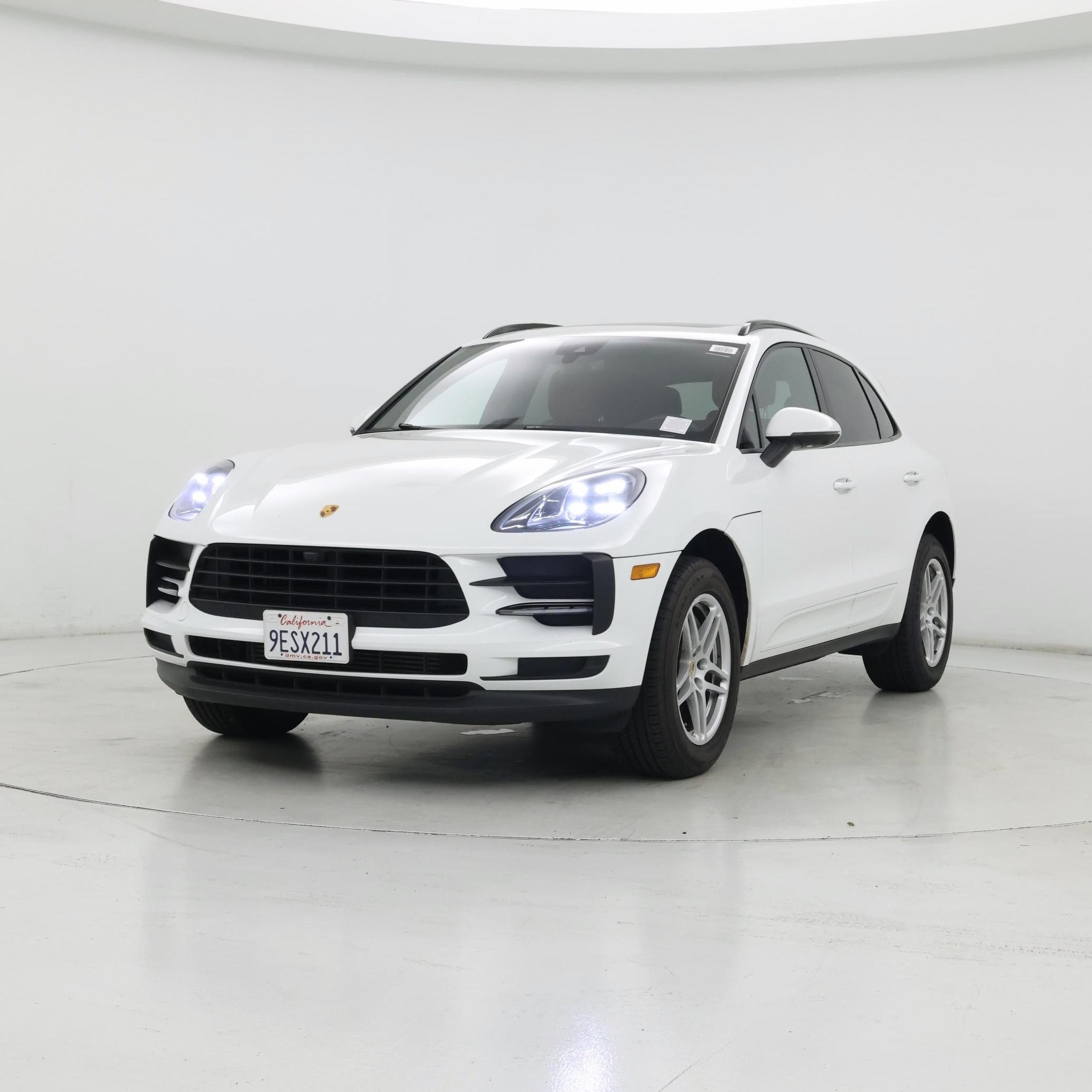 Thumbnail: 2021 Porsche Macan - 4