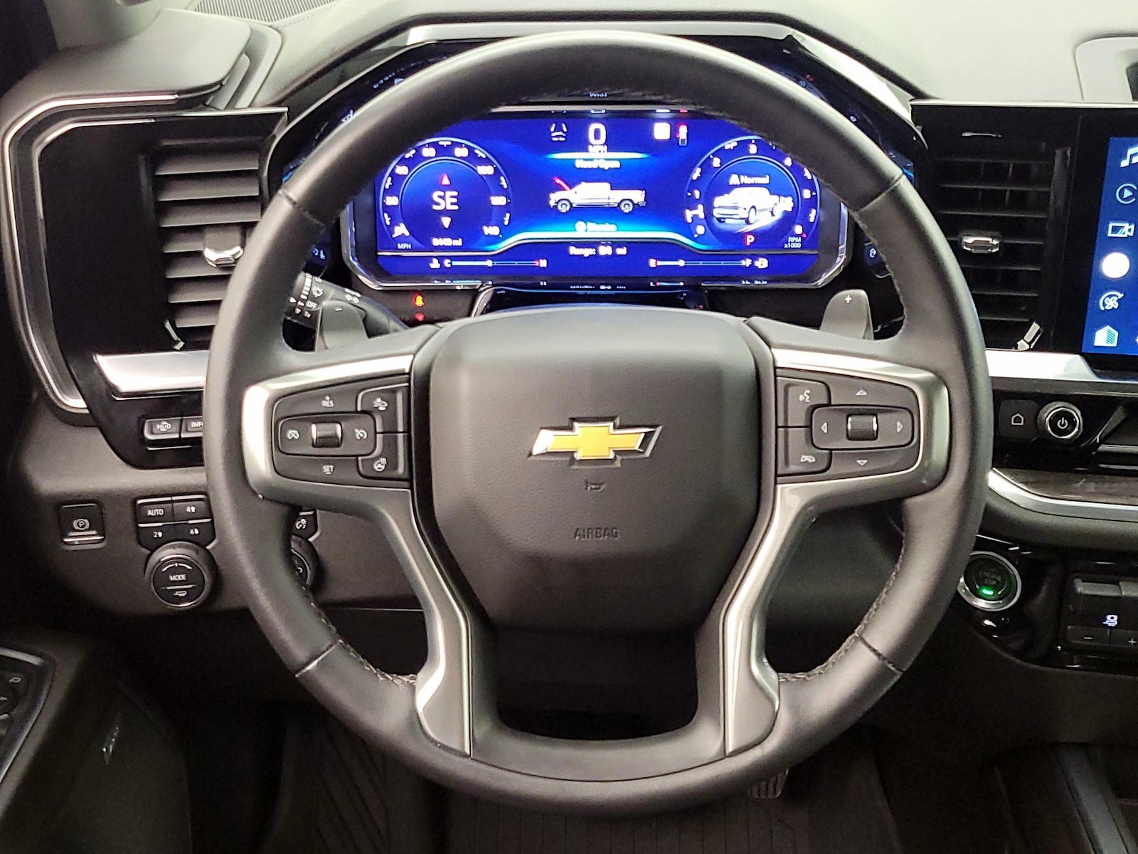 2022 Chevrolet Silverado 1500 LTZ - Photo 11