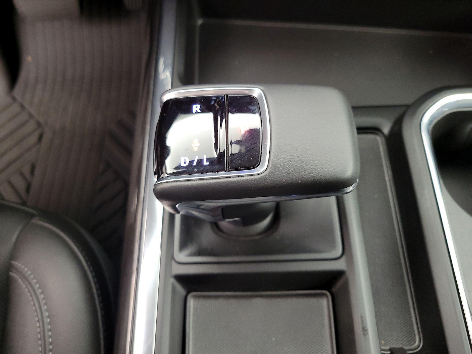 2022 Chevrolet Silverado 1500 LTZ - Photo 19