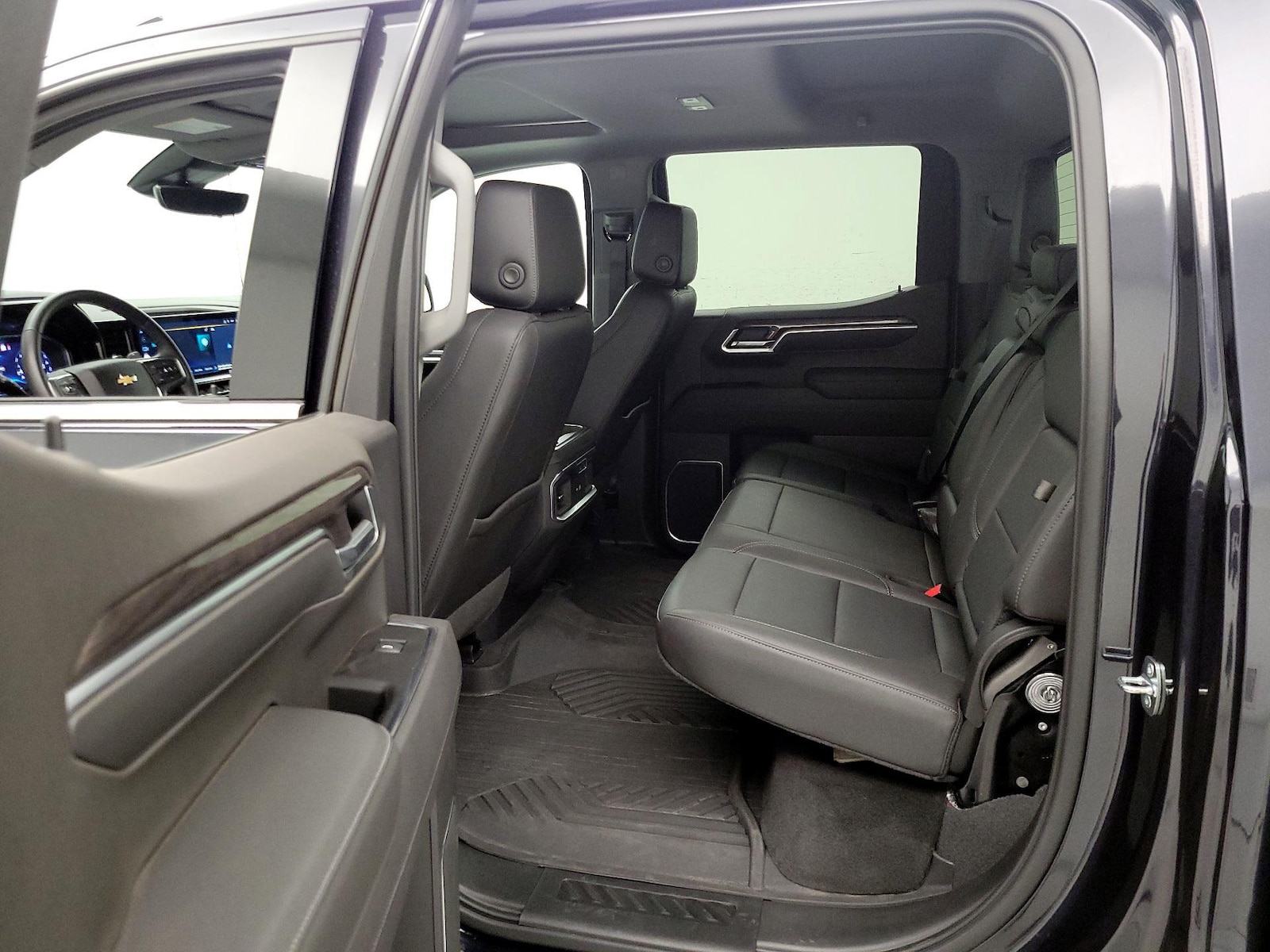 2022 Chevrolet Silverado 1500 LTZ - Photo 22