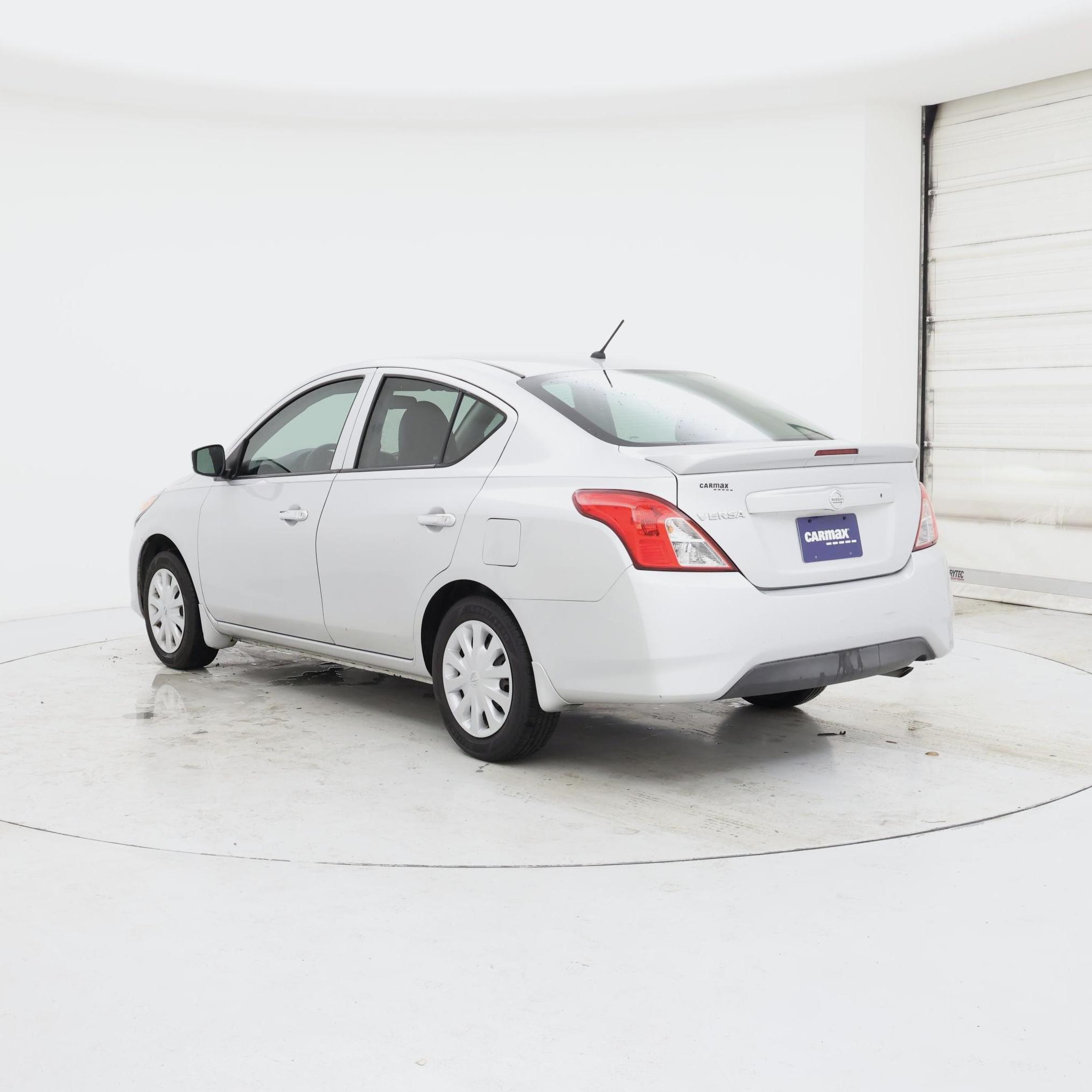 Thumbnail: 2017 Nissan Versa - 2