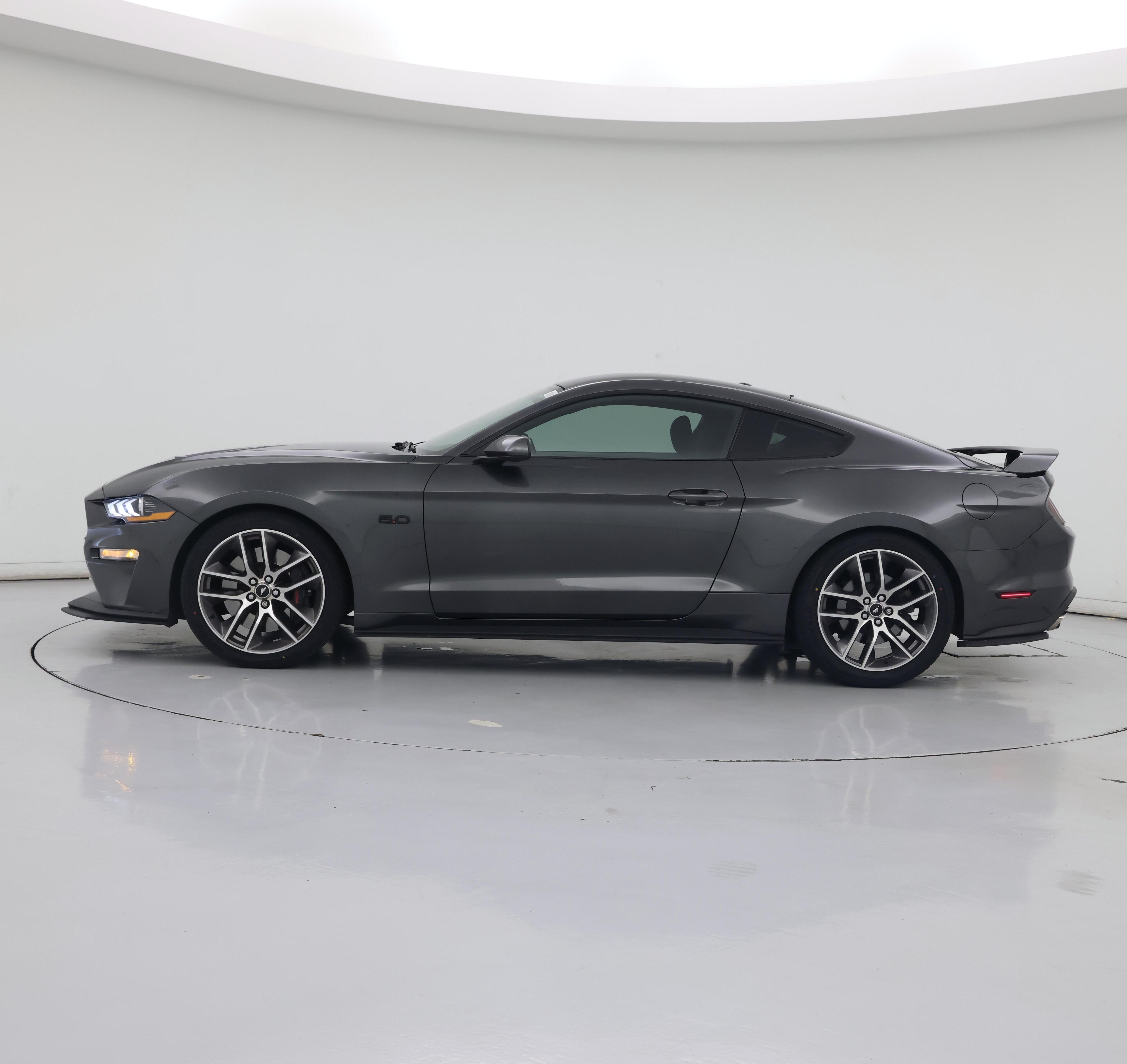 Thumbnail: 2019 Ford Mustang - 3