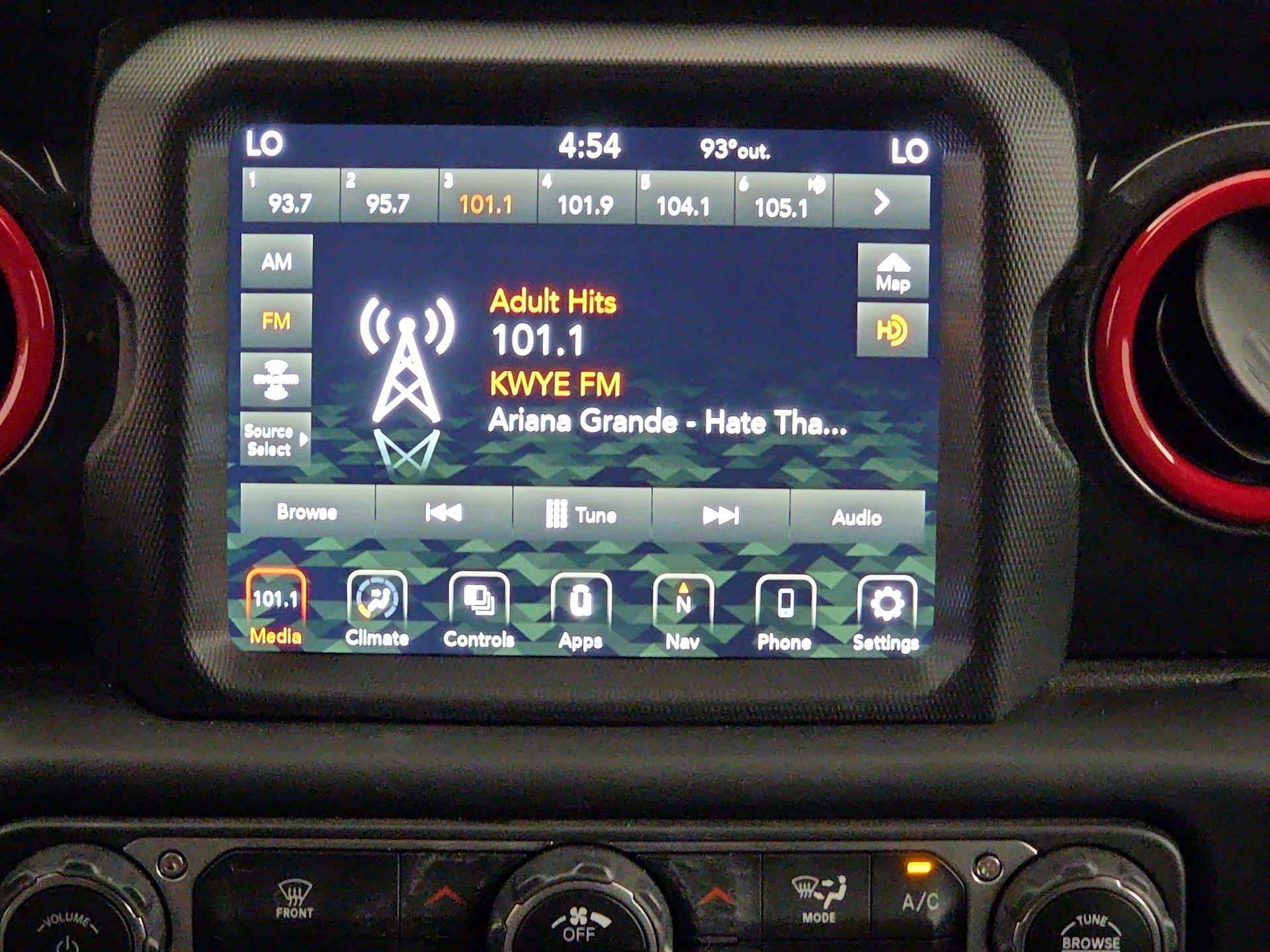 Thumbnail: 2021 Jeep Wrangler - 16